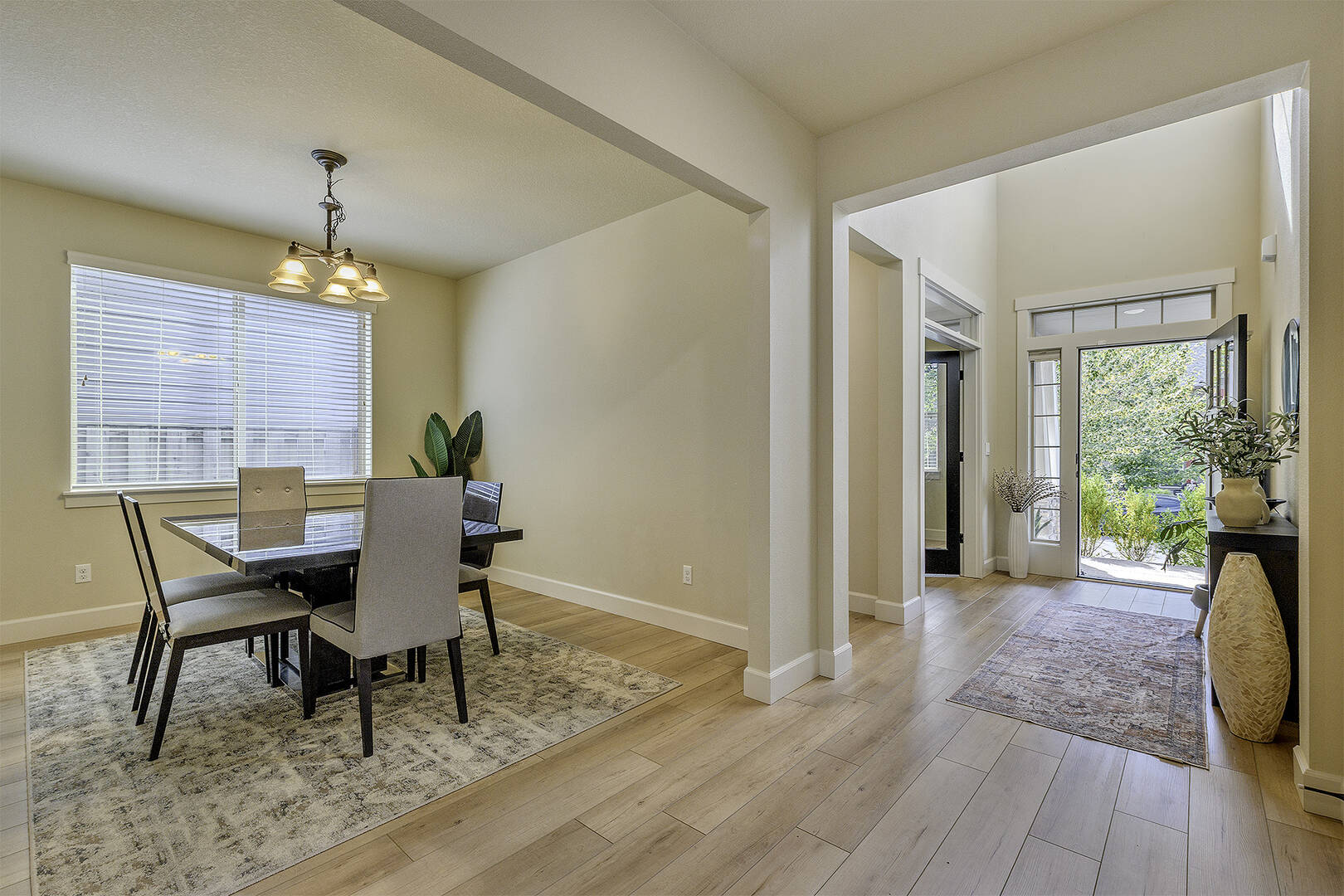 13255 SW Hazelcrest Way Tigard, OR 97224