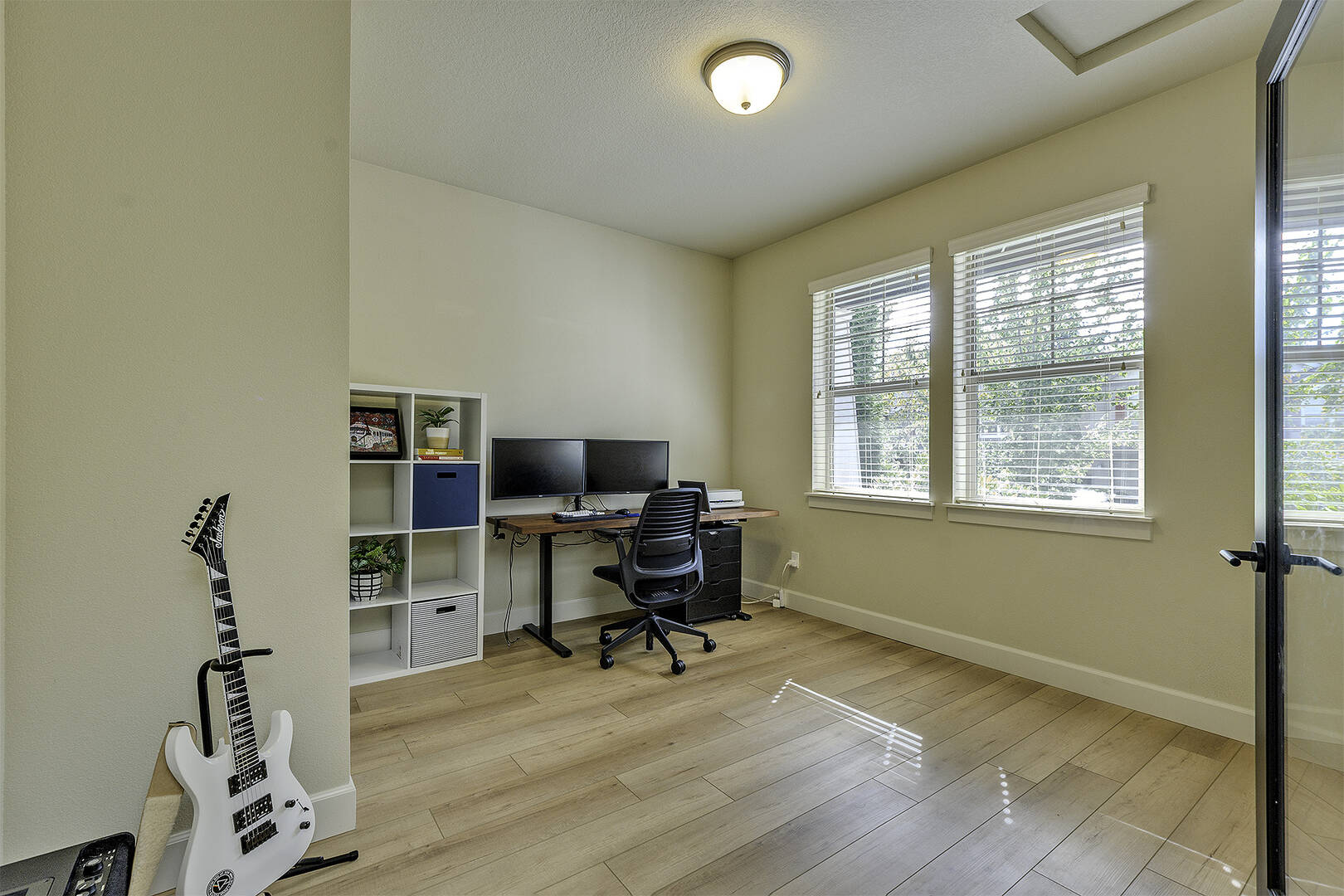 13255 SW Hazelcrest Way Tigard, OR 97224
