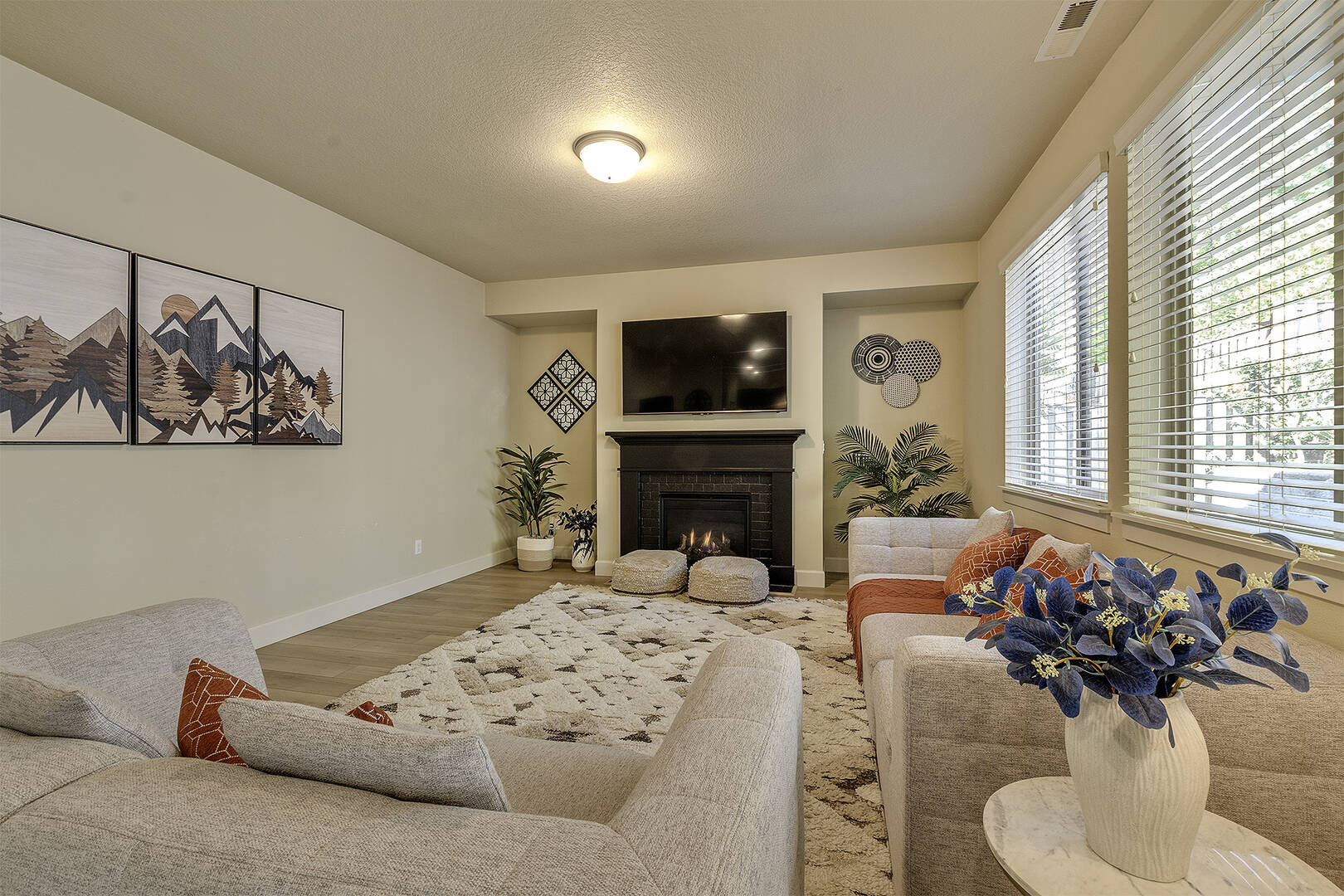 13255 SW Hazelcrest Way Tigard, OR 97224