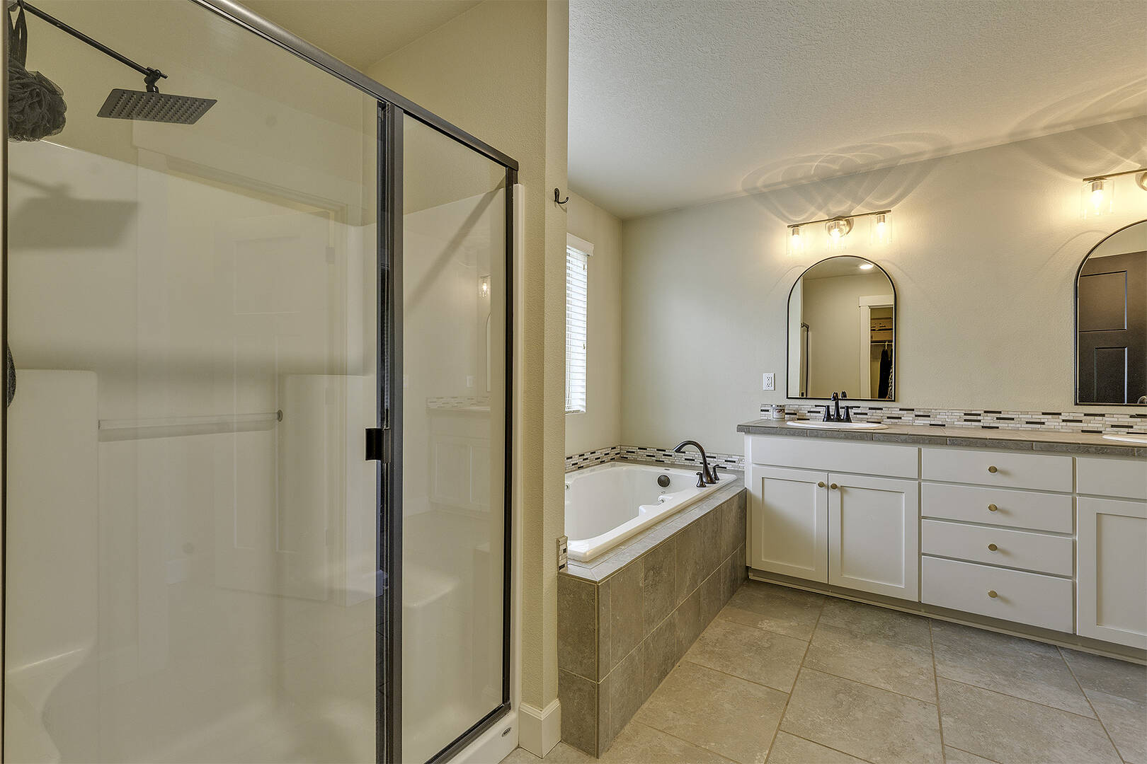 13255 SW Hazelcrest Way Tigard, OR 97224