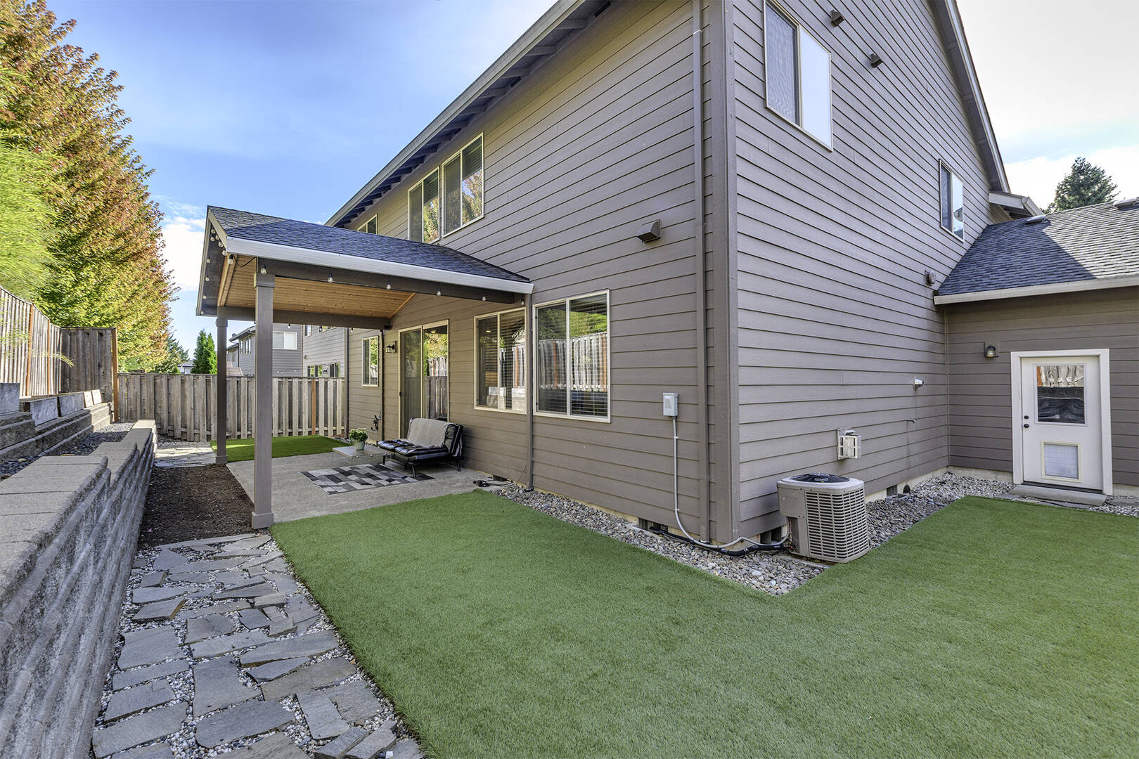 13255 SW Hazelcrest Way Tigard, OR 97224