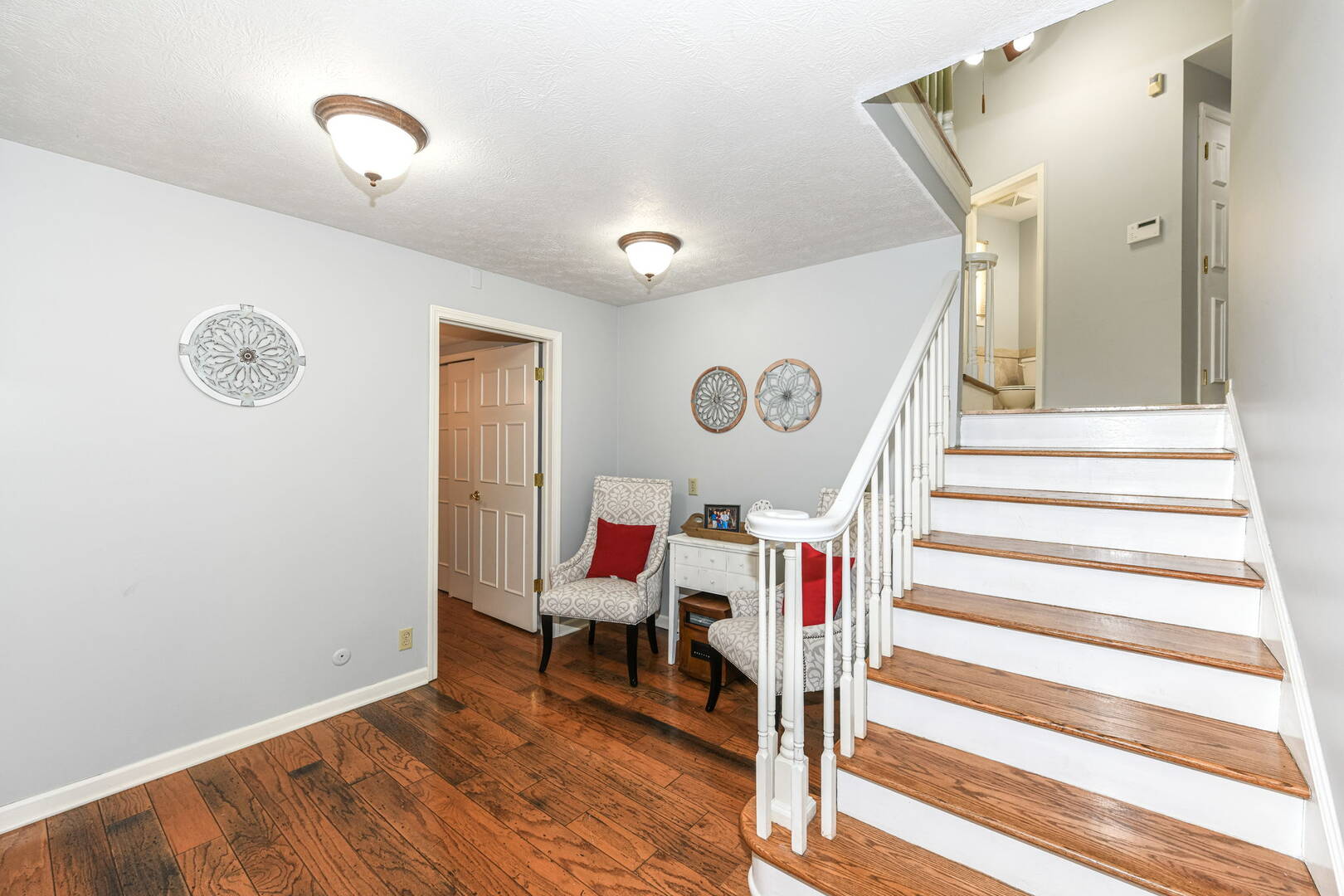 8215 Sunray Ct., Indianapolis, IN 46278