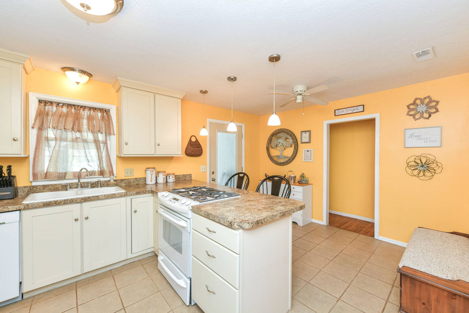 127 W. Central Way, Pendleton, IN 46064