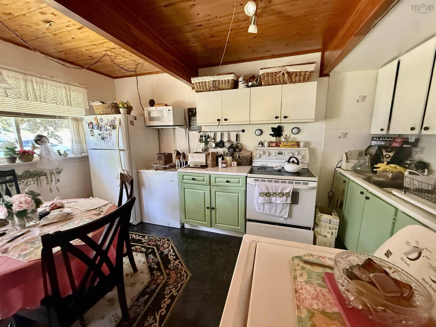 97 Bromley Rd Halifax, NS B3P2L6