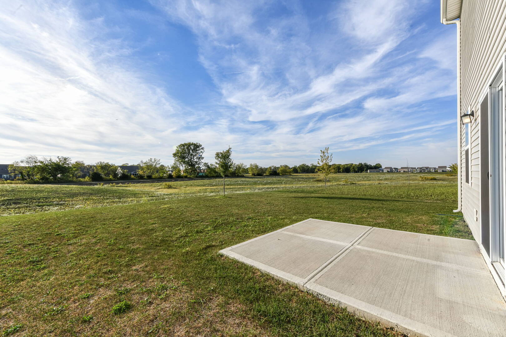 2646 Grassy Branch Dr. Whitestown, IN 46075