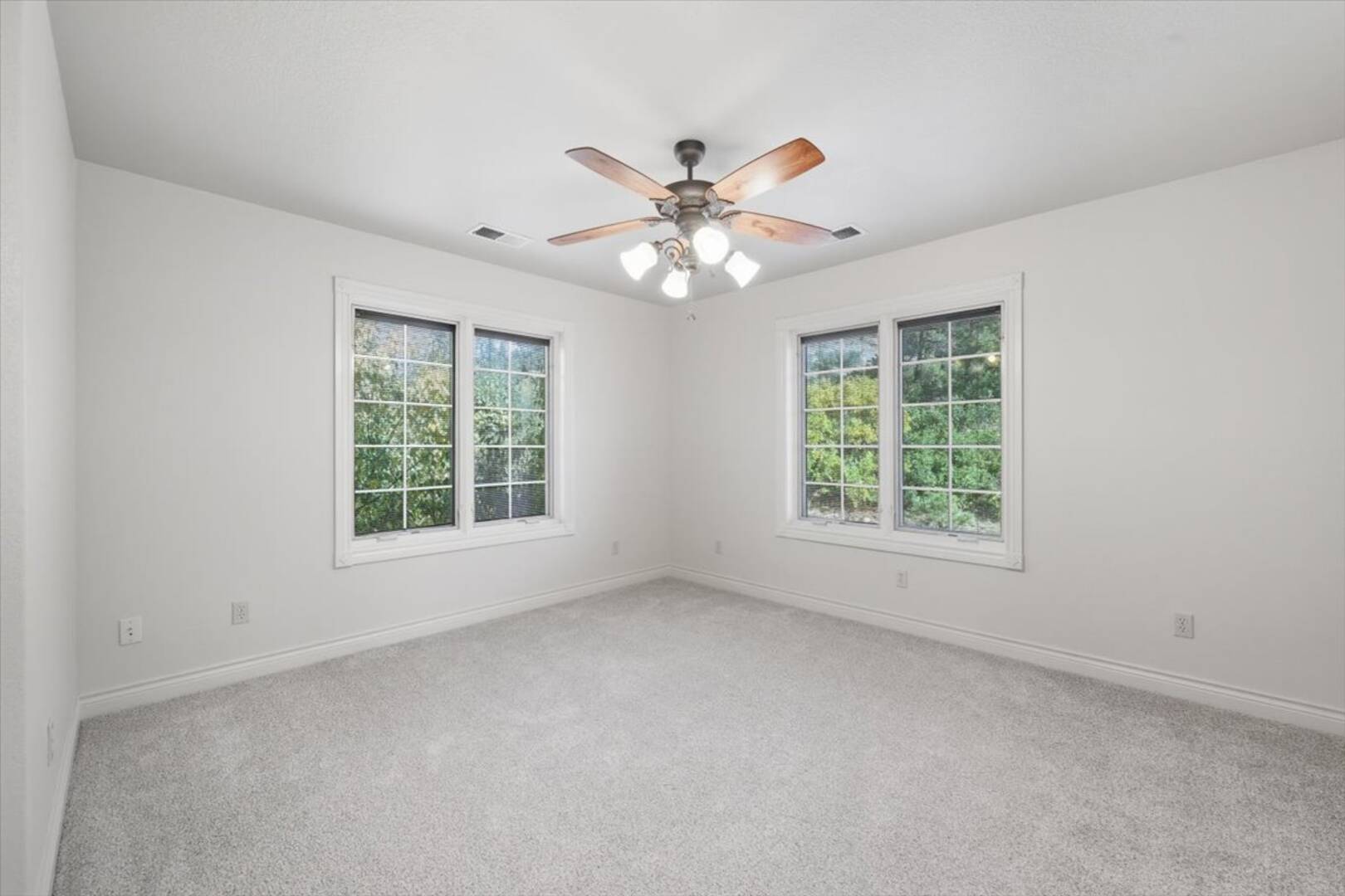 7615 Winding Oaks Drive  Colorado Springs, CO 80919