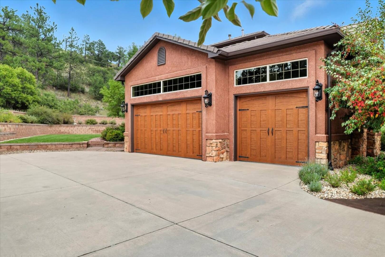 7615 Winding Oaks Drive  Colorado Springs, CO 80919
