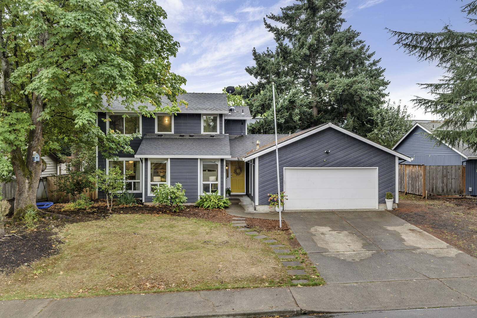 2200 SE Willow Ct Hillsboro, OR 97123