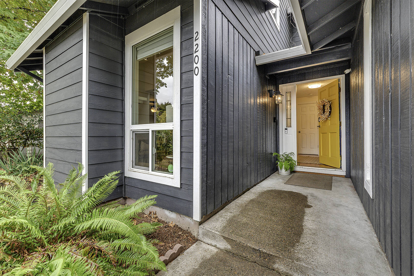 2200 SE Willow Ct Hillsboro, OR 97123