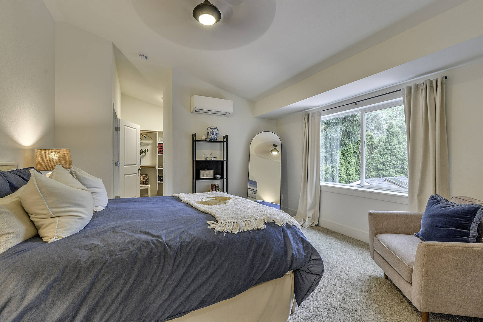 2200 SE Willow Ct Hillsboro, OR 97123