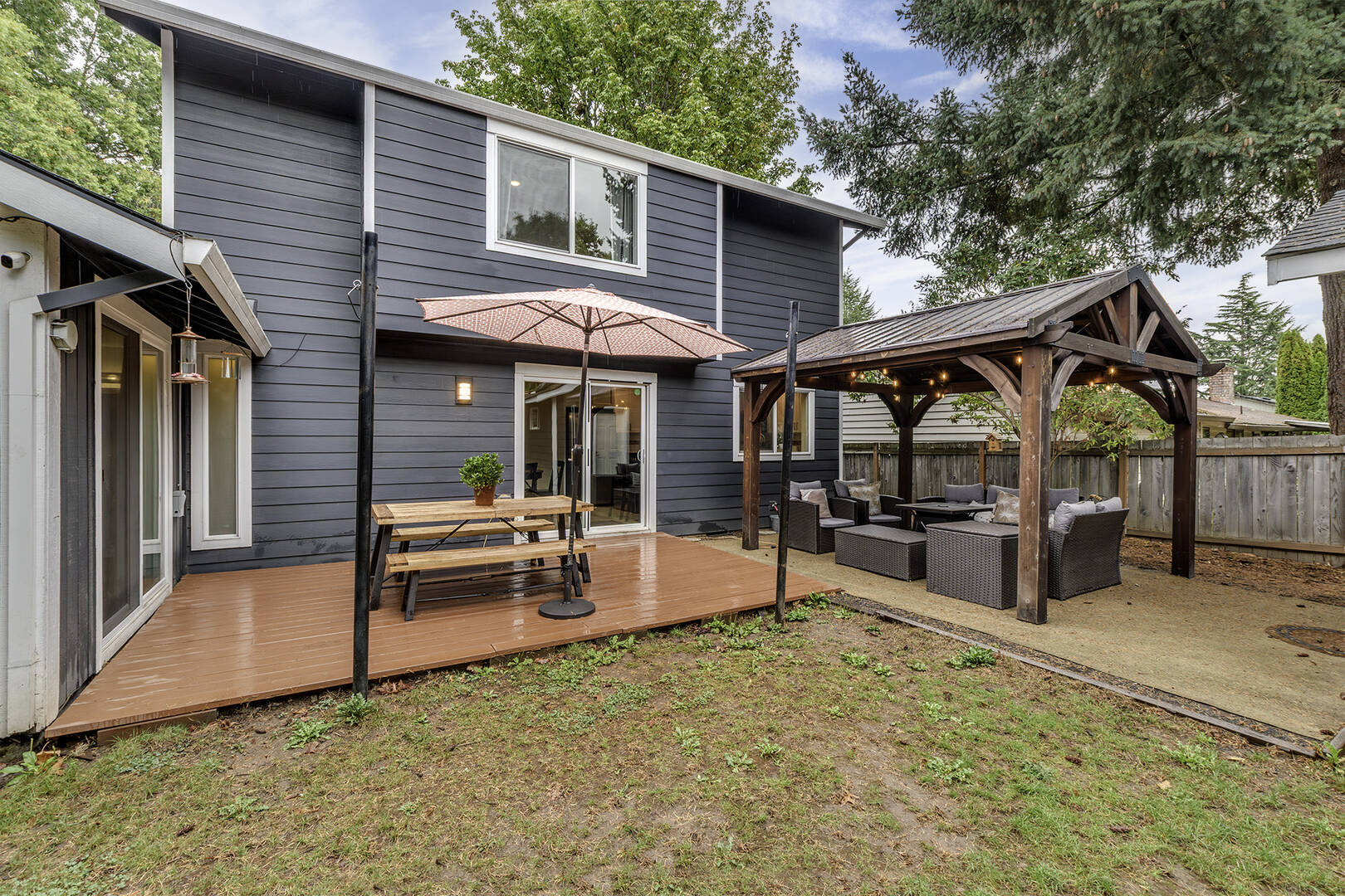 2200 SE Willow Ct Hillsboro, OR 97123