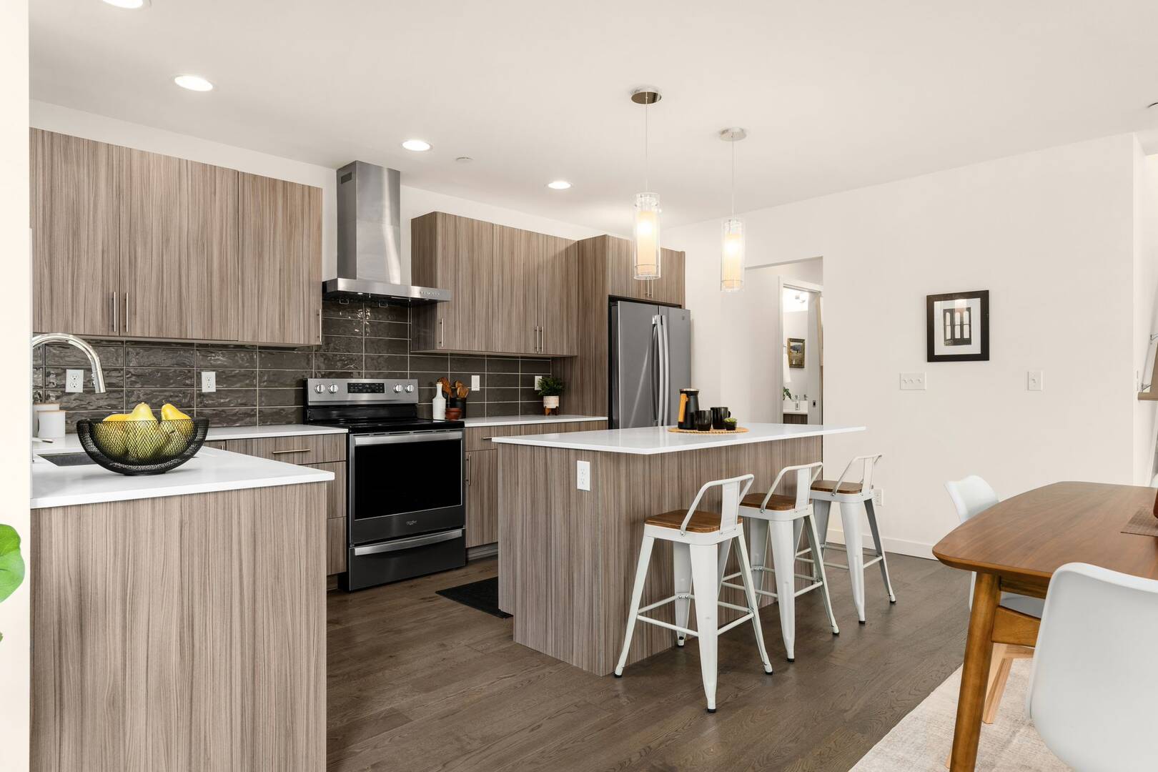 6012 S. 127th Lane Seattle, WA 98178