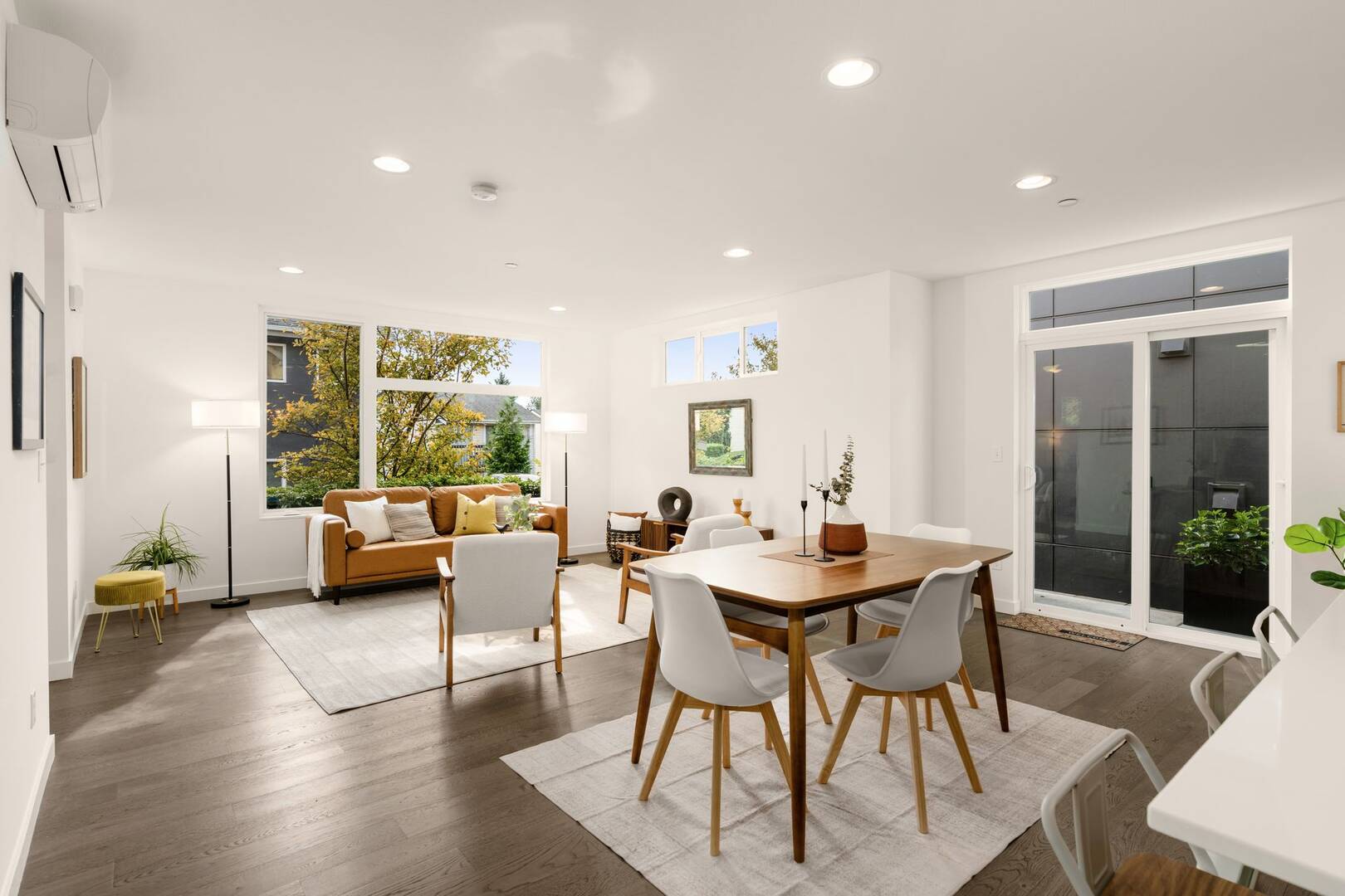 6012 S. 127th Lane Seattle, WA 98178