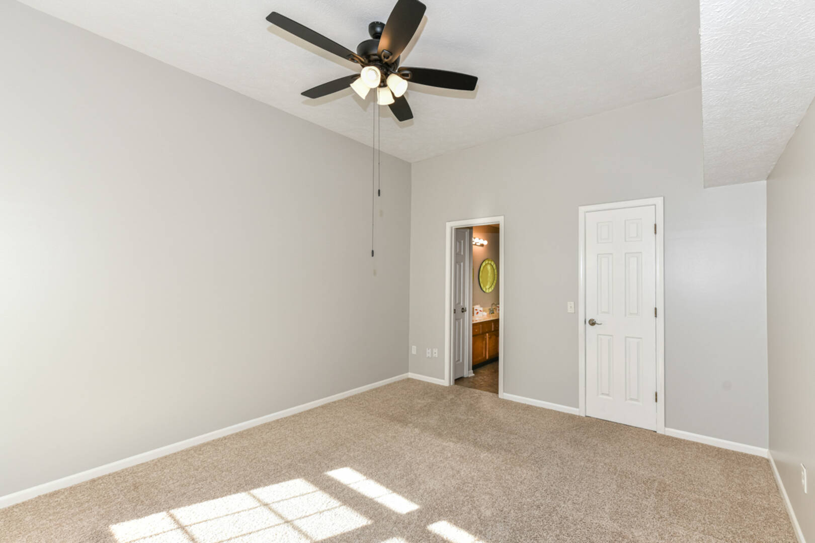 8891 Gerking Ct., Indianapolis, IN 46256