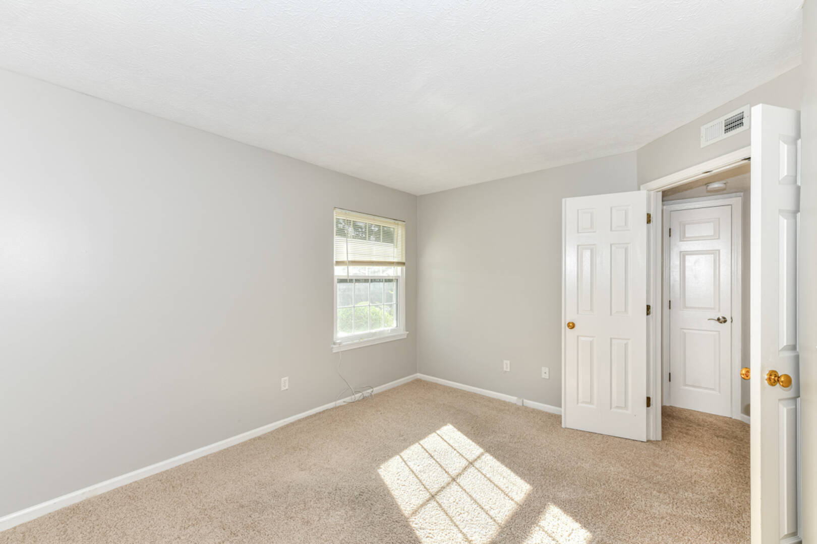 8891 Gerking Ct., Indianapolis, IN 46256