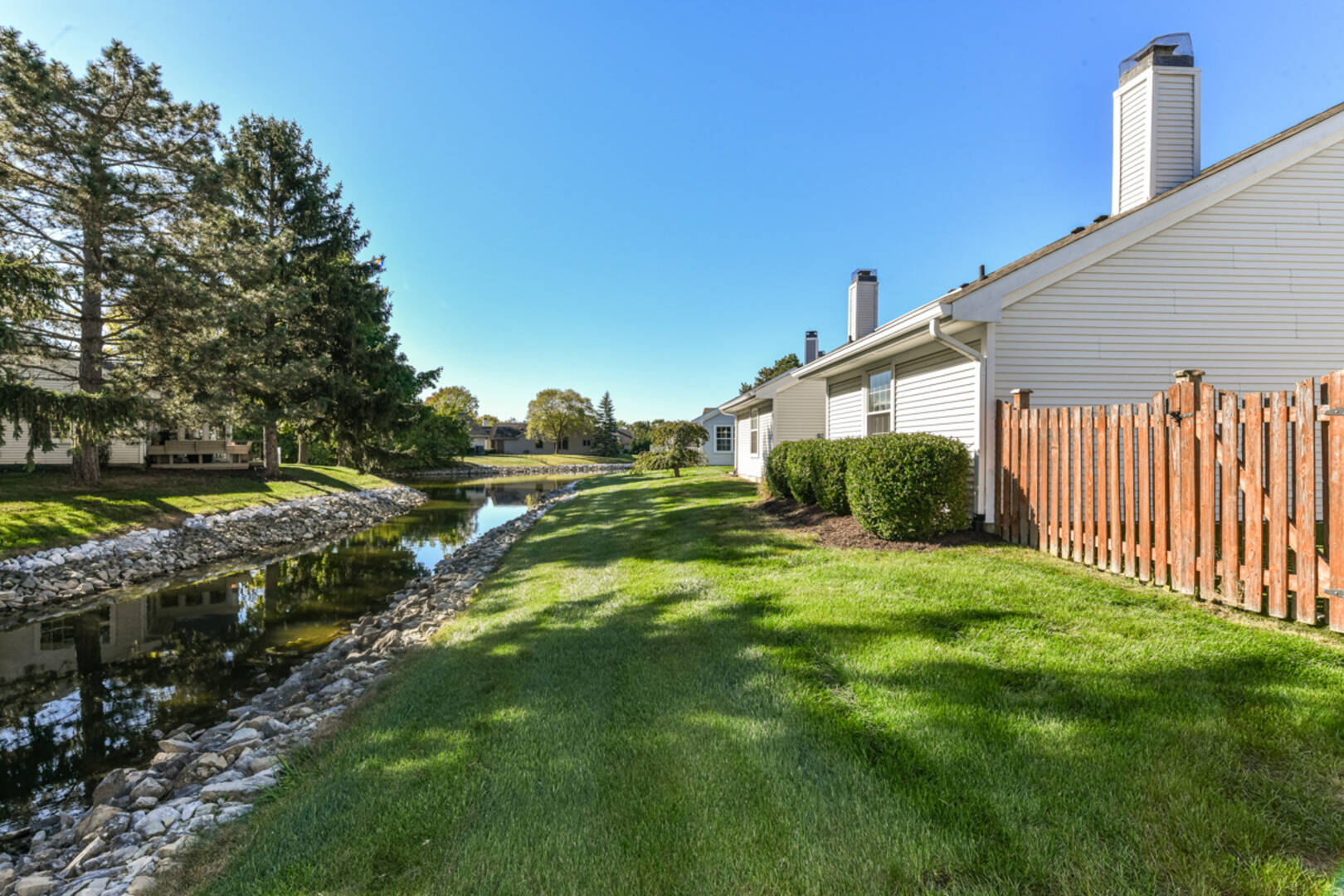 8891 Gerking Ct., Indianapolis, IN 46256