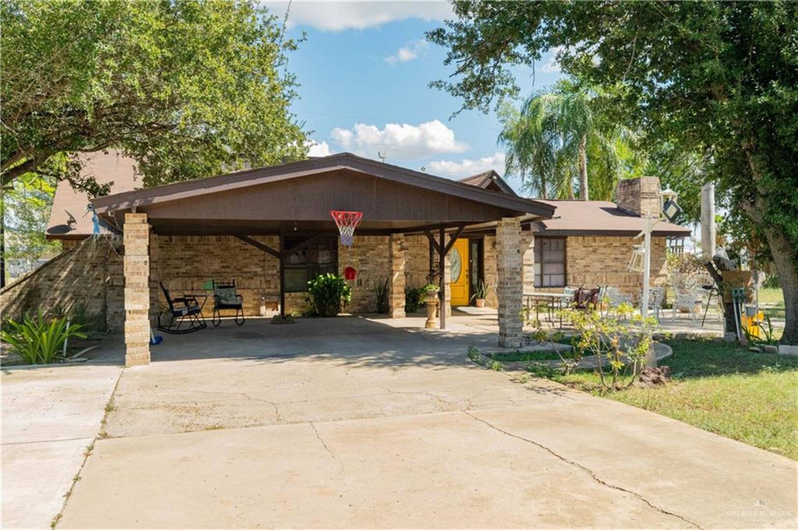 1318 S Maryland St Mission, TX 78573