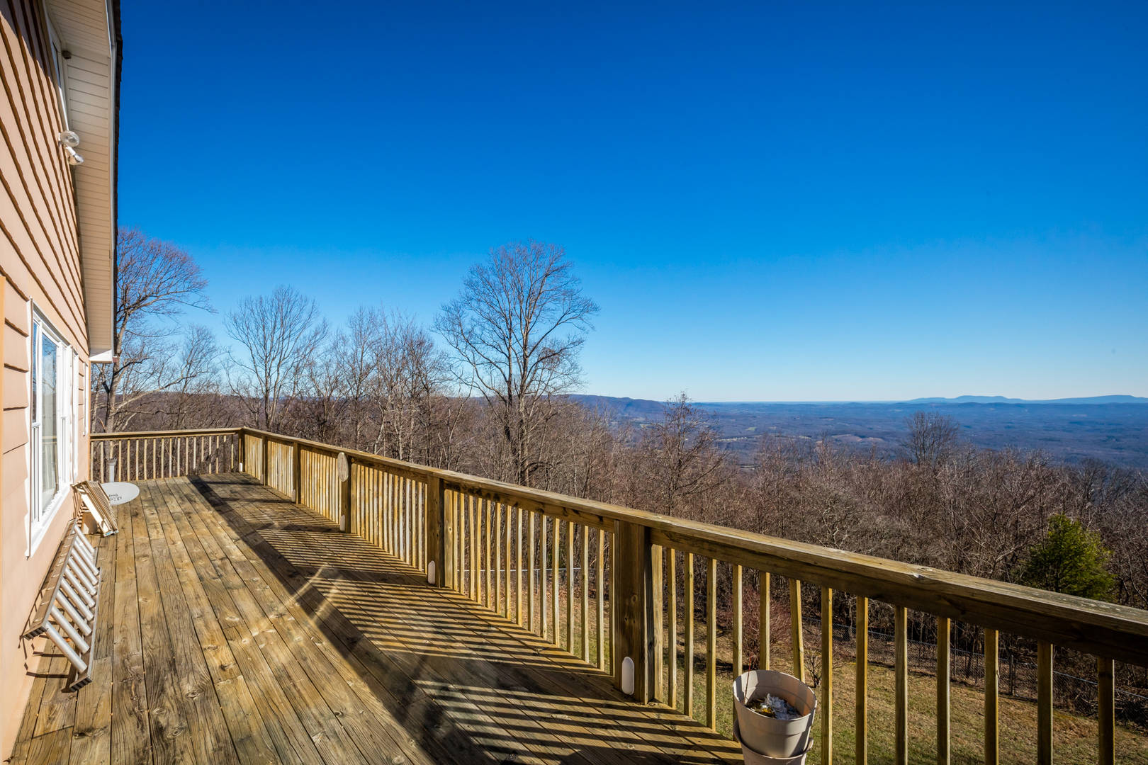 Brivity 93 Little Waterfalls Trl. Fancy Gap, VA 24328 Virtual Tour