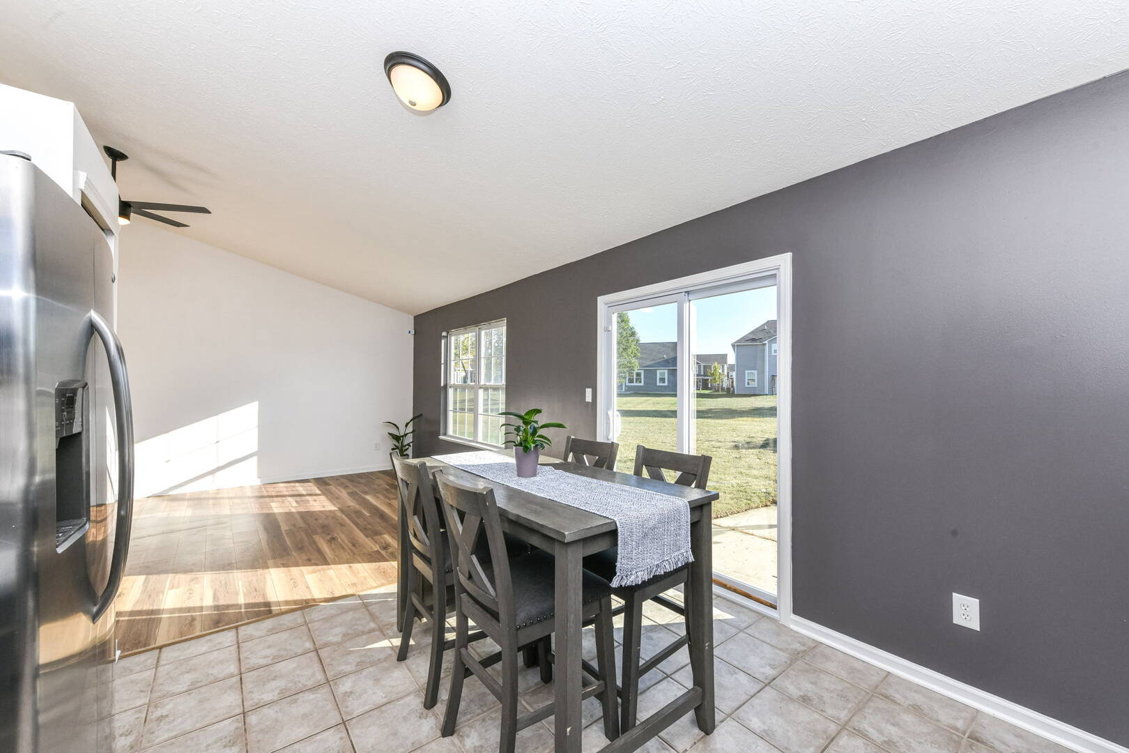 6847 W Odessa Way, McCordsville, IN 46055