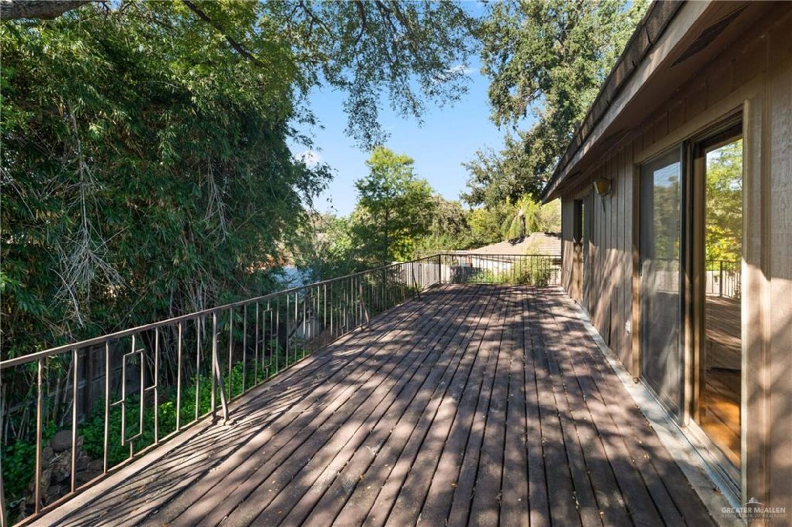 1113 Xanthisma Ave McAllen, TX 78504