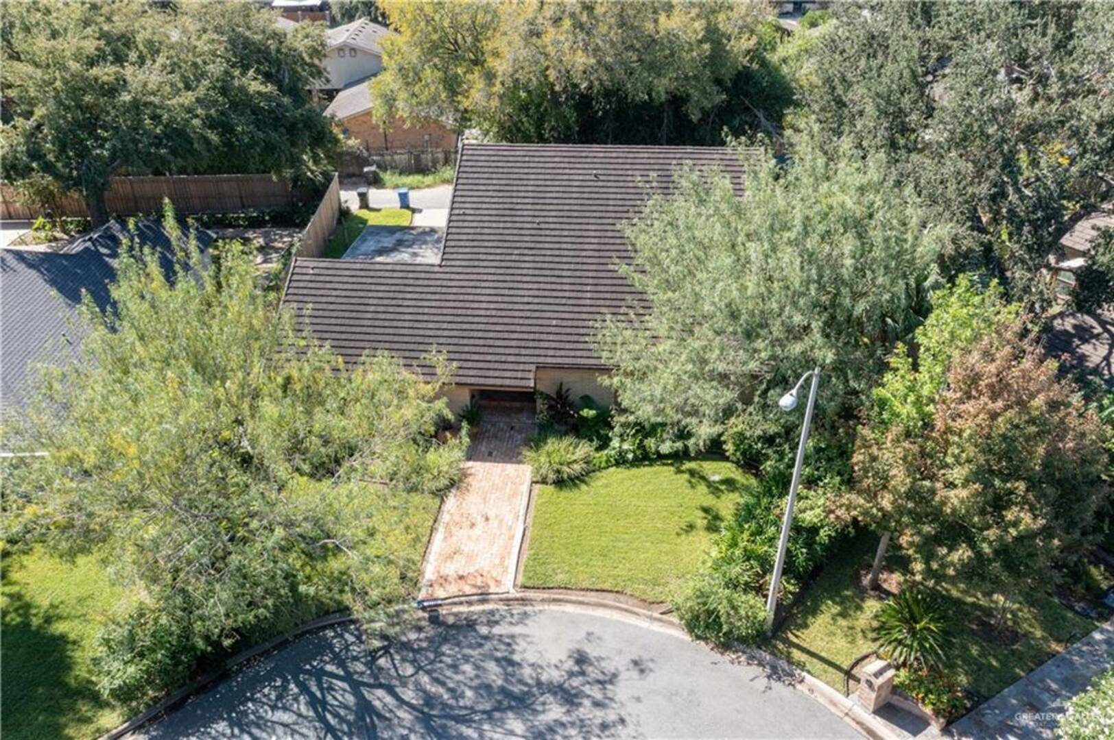 1113 Xanthisma Ave McAllen, TX 78504