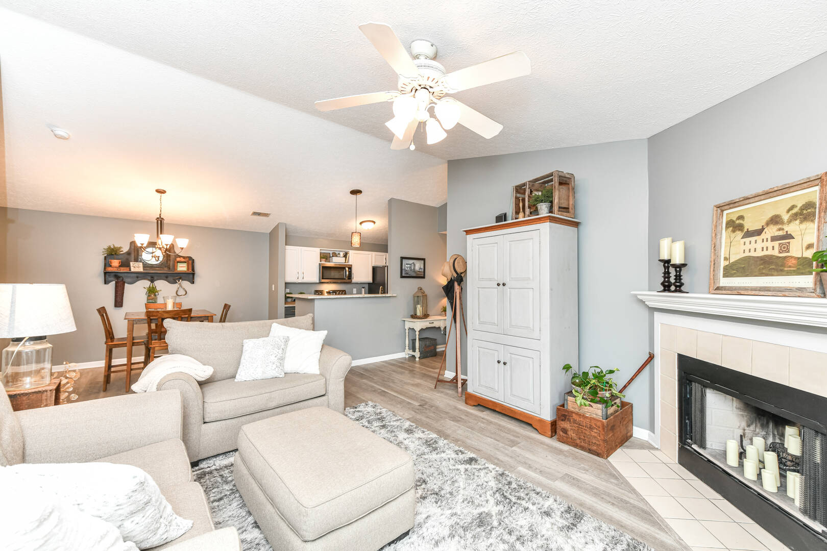 8418 Glenwillow Ln. Unit 205 Indpls, In 46278