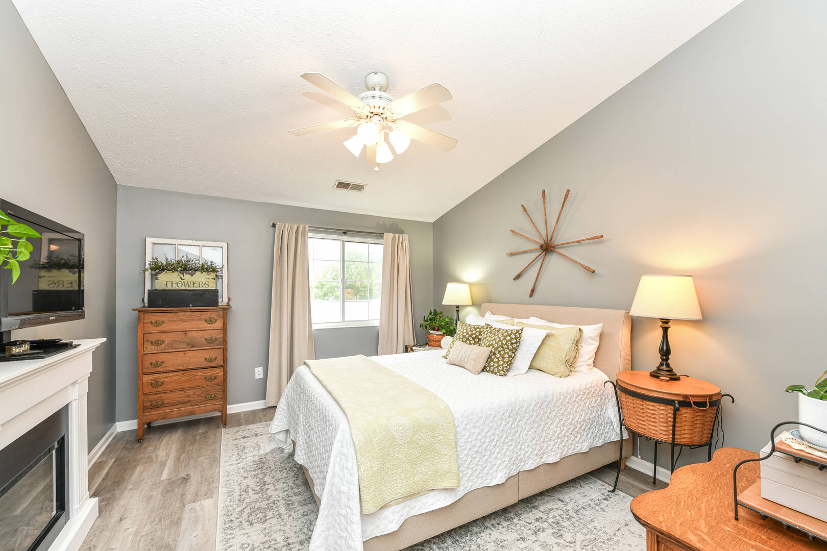 8418 Glenwillow Ln. Unit 205 Indpls, In 46278