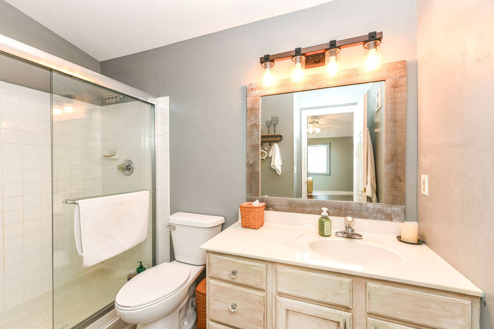 8418 Glenwillow Ln. Unit 205 Indpls, In 46278