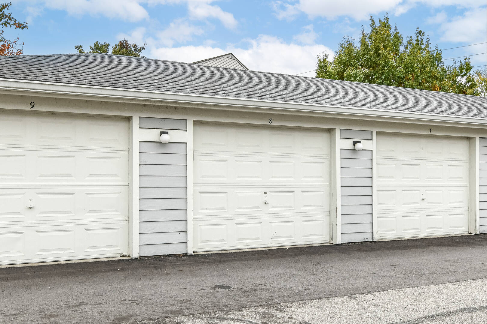 8418 Glenwillow Ln. Unit 205 Indpls, In 46278