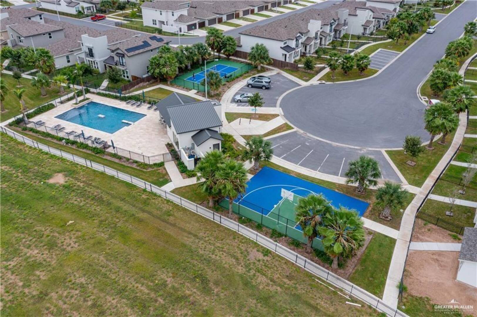1321 Xavier Ave McAllen, TX 78504