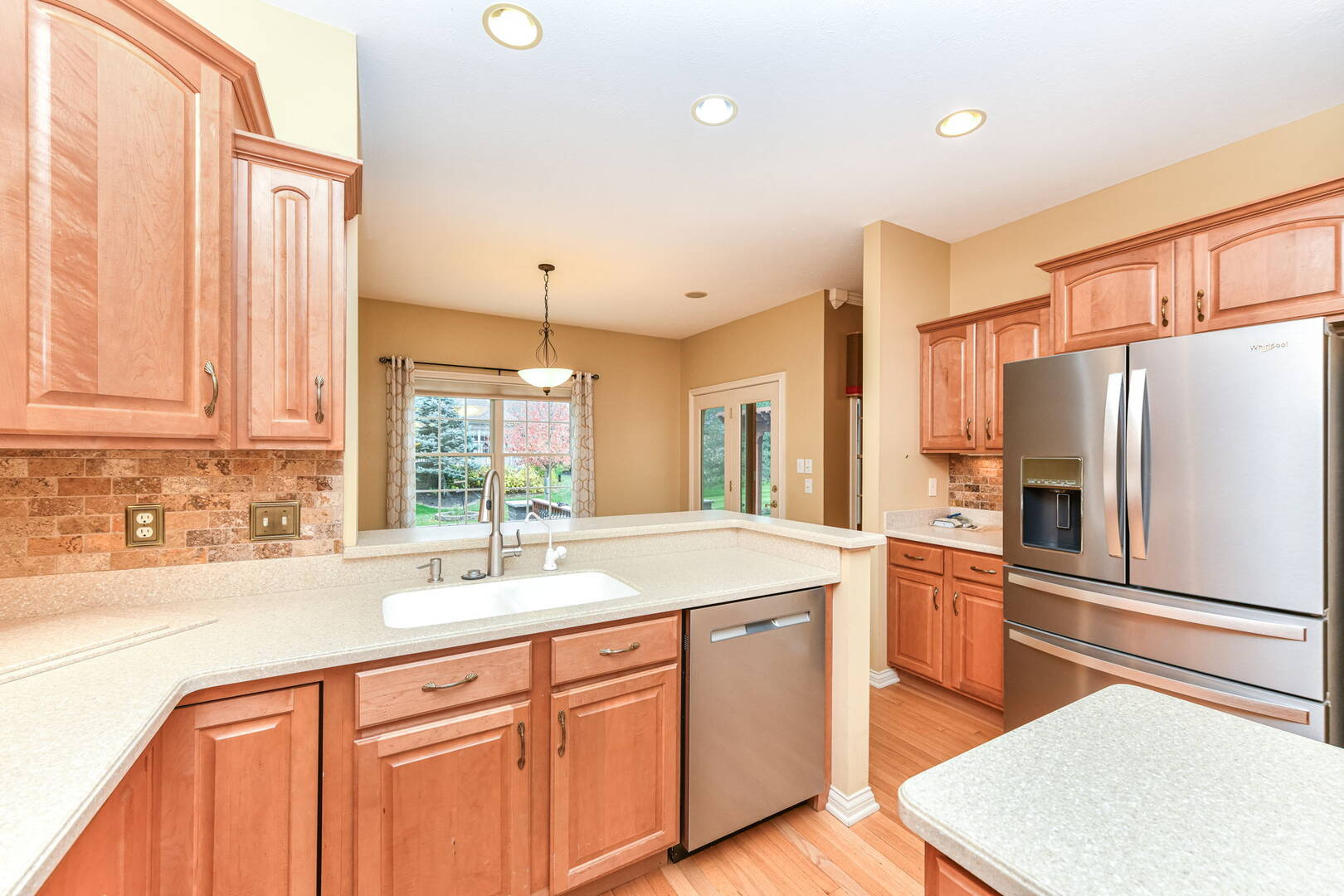 10077 Gemstone Dr., Noblesville, IN 46060