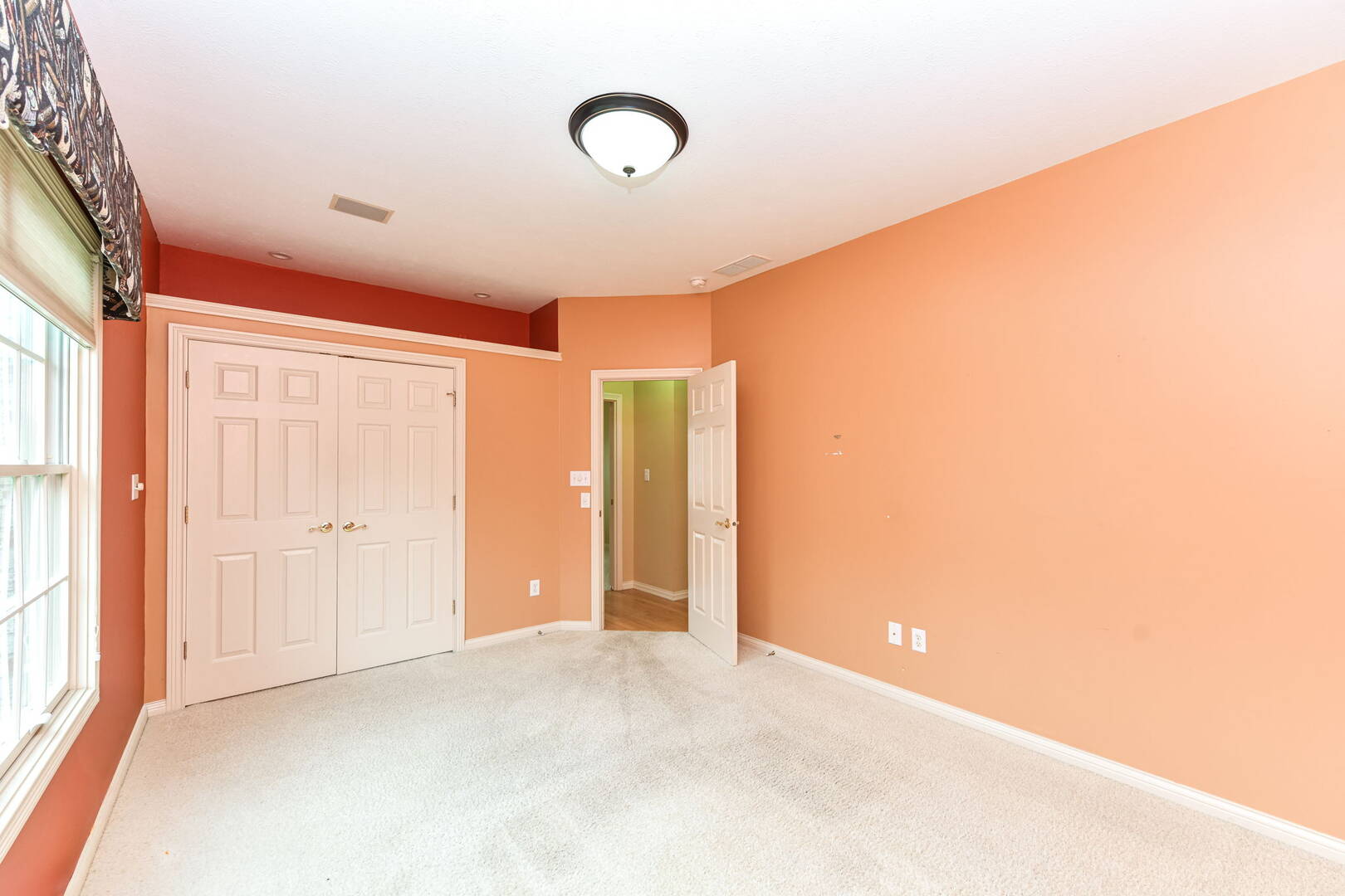 10077 Gemstone Dr., Noblesville, IN 46060