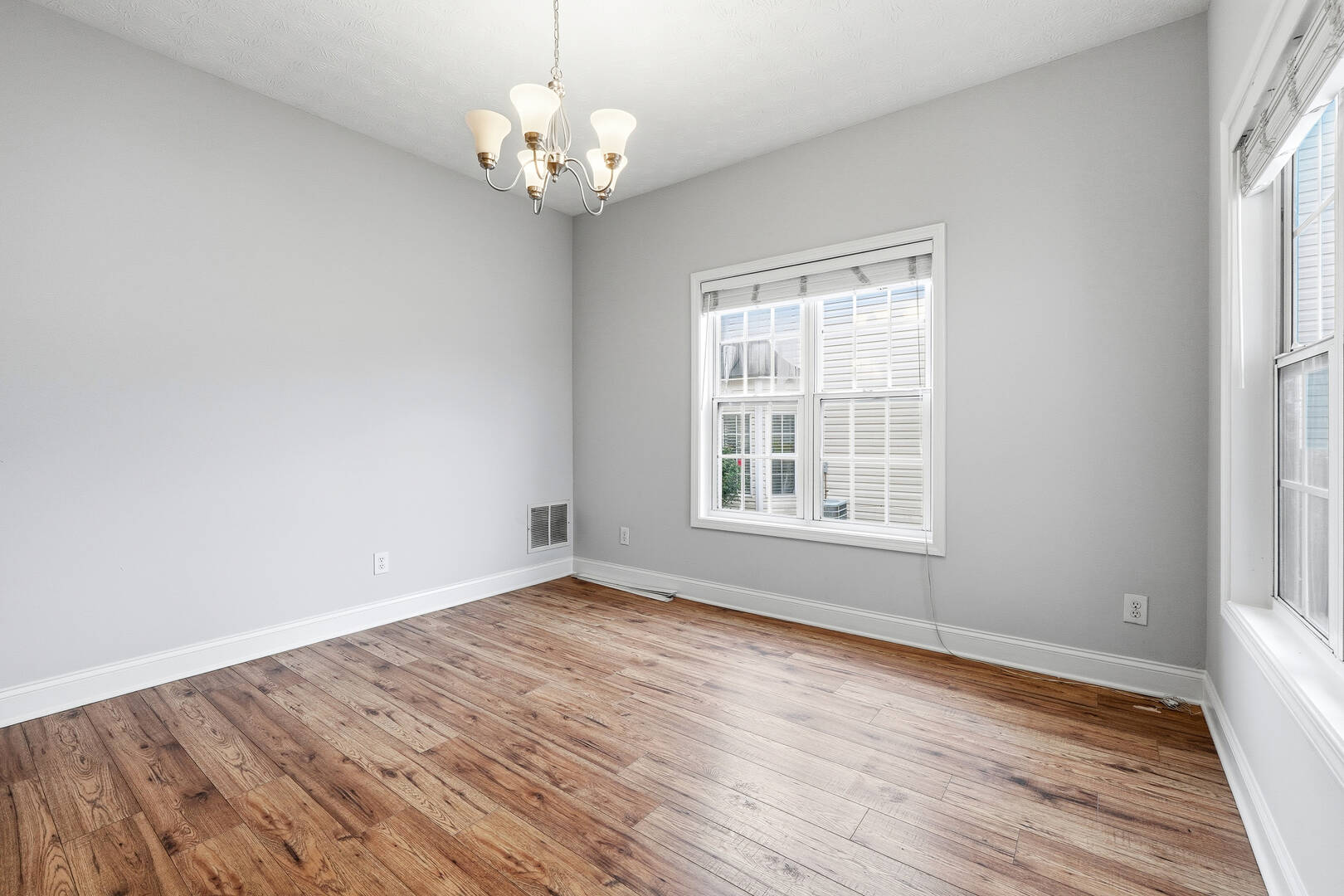 1726 Indian Way Cumming, GA 30040