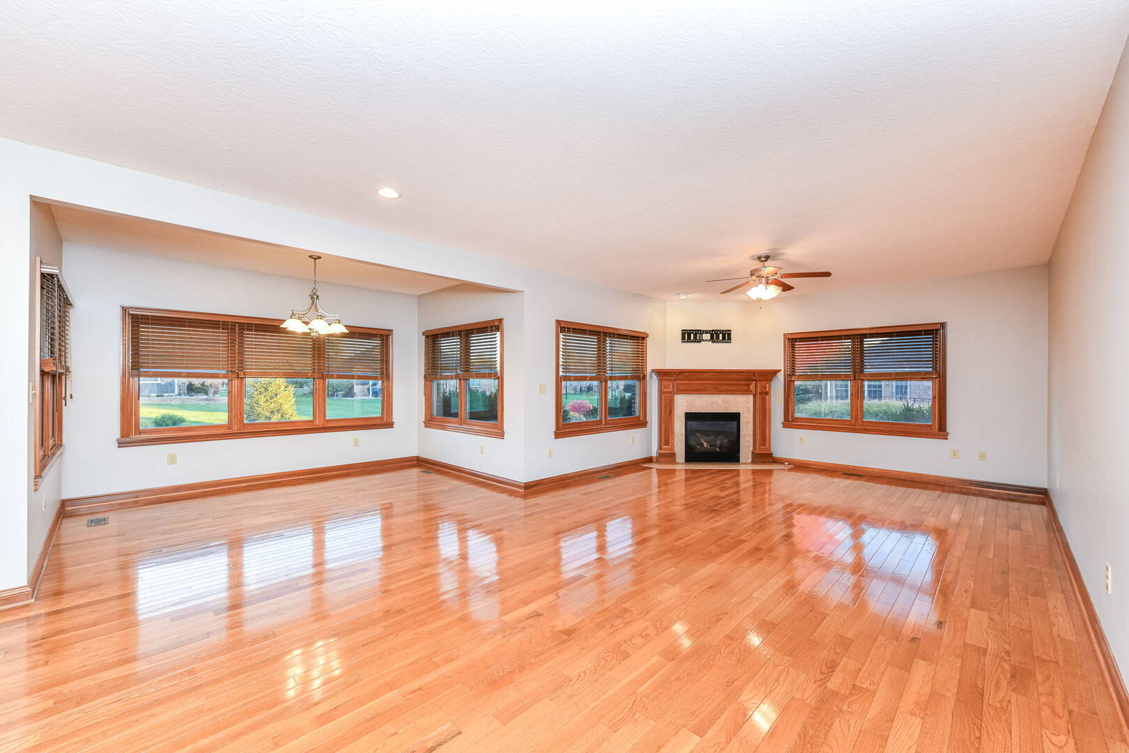 1111 Morningside Ct., Greenfield, IN 46140