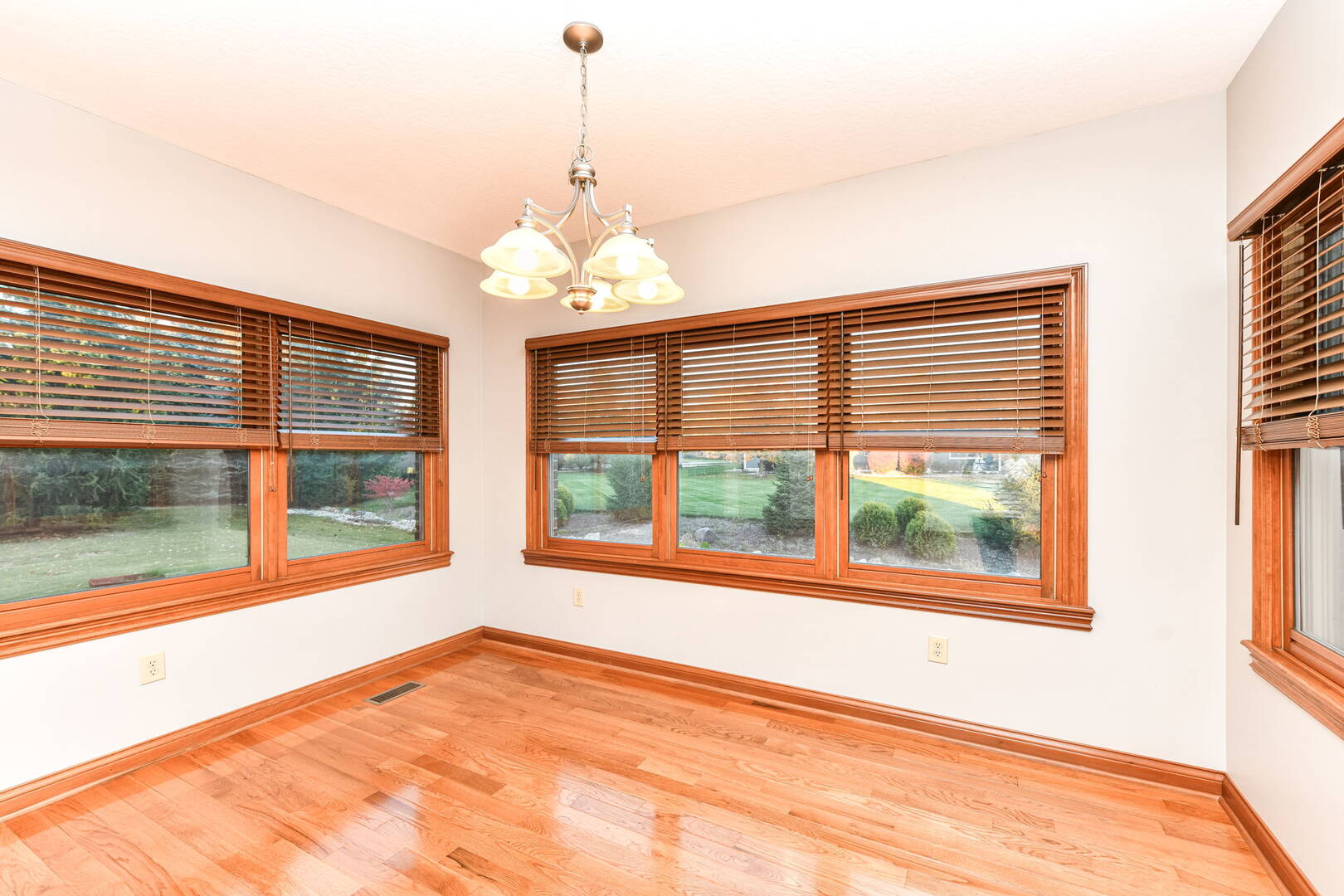 1111 Morningside Ct., Greenfield, IN 46140