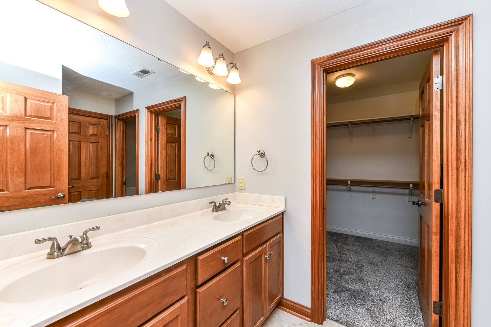 1111 Morningside Ct., Greenfield, IN 46140