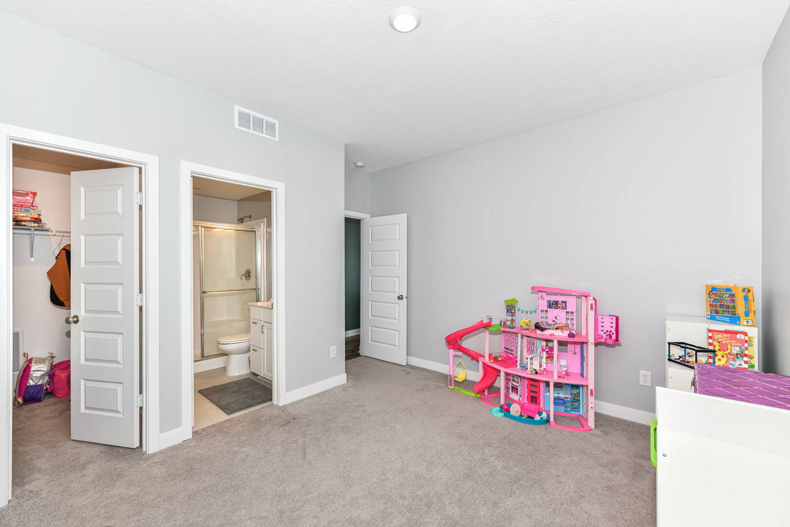 15653 Arthur Jacob Ln., Noblesville, IN 46060