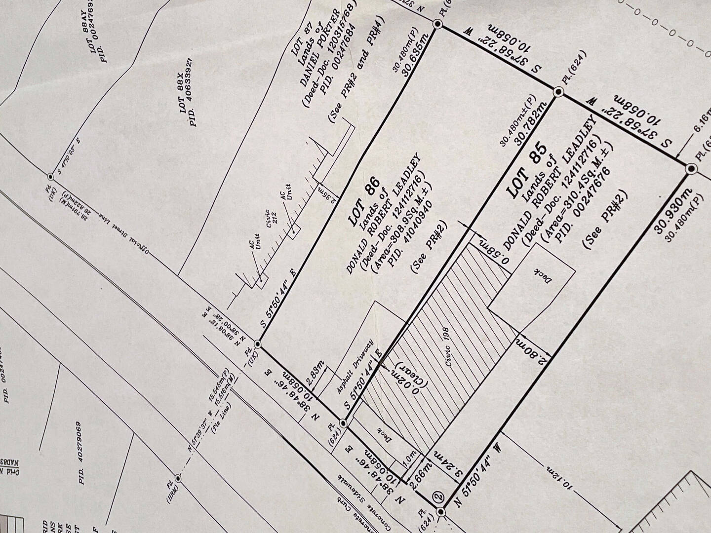 198 Renfrew St Dartmouth, NS B2Y2M5