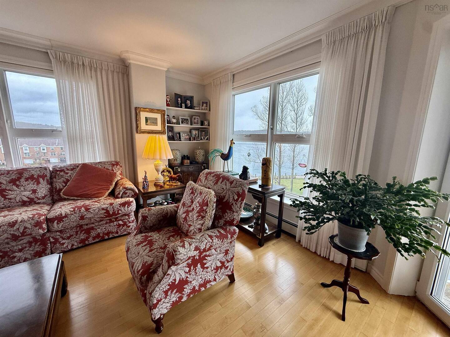 404 99 Waterfront Dr Bedford, NS B4A4K5