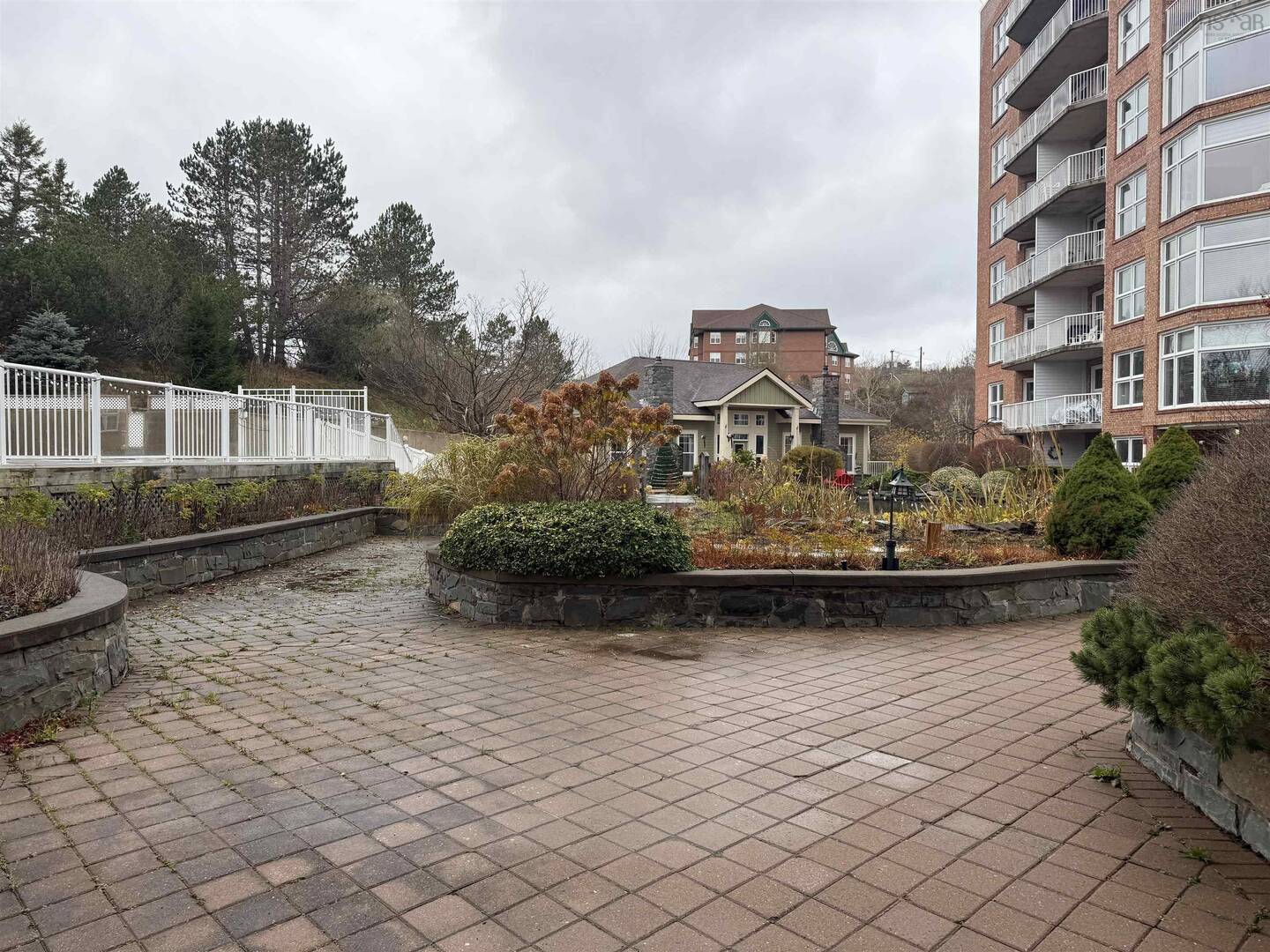 404 99 Waterfront Dr Bedford, NS B4A4K5