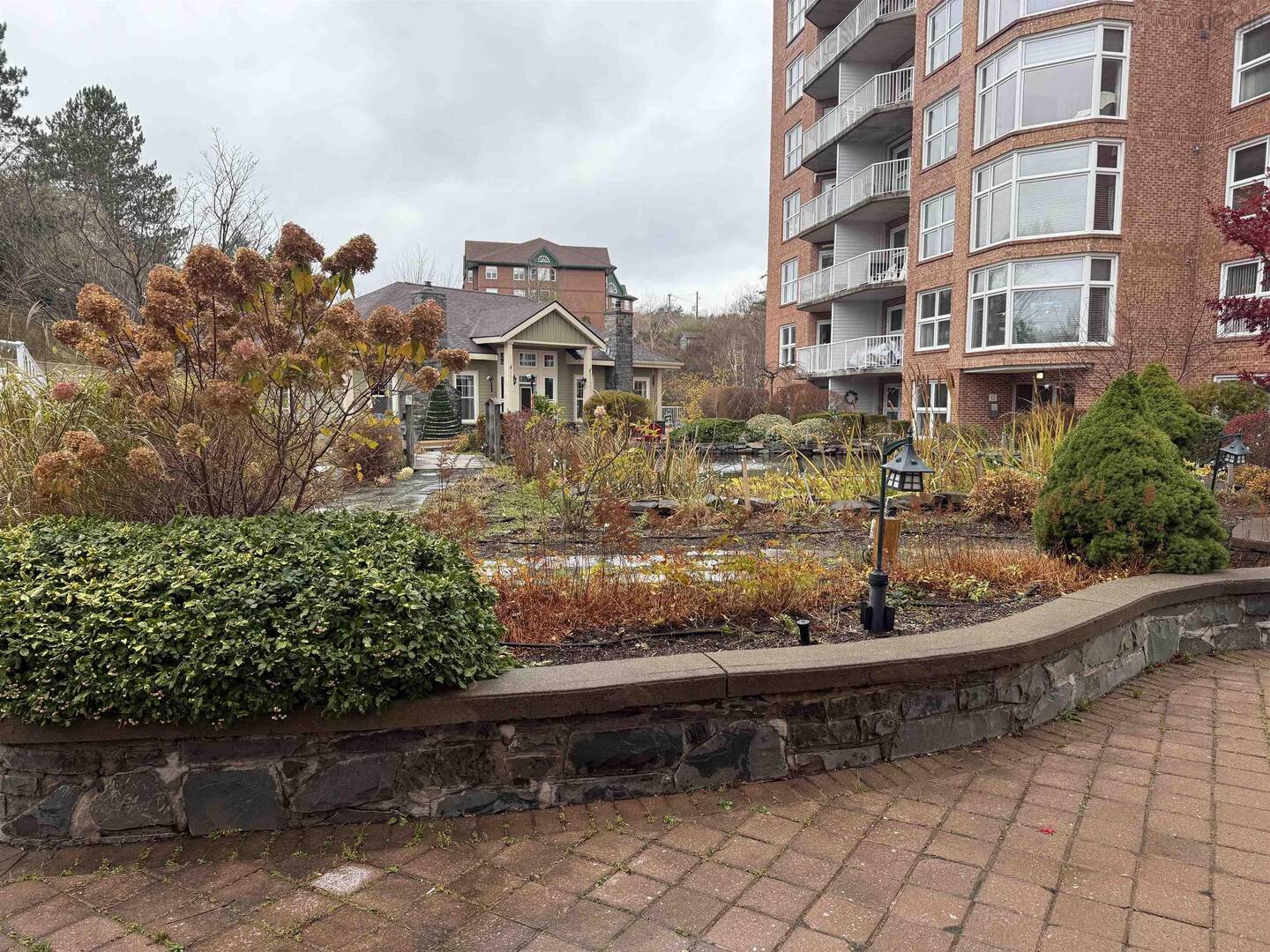 404 99 Waterfront Dr Bedford, NS B4A4K5