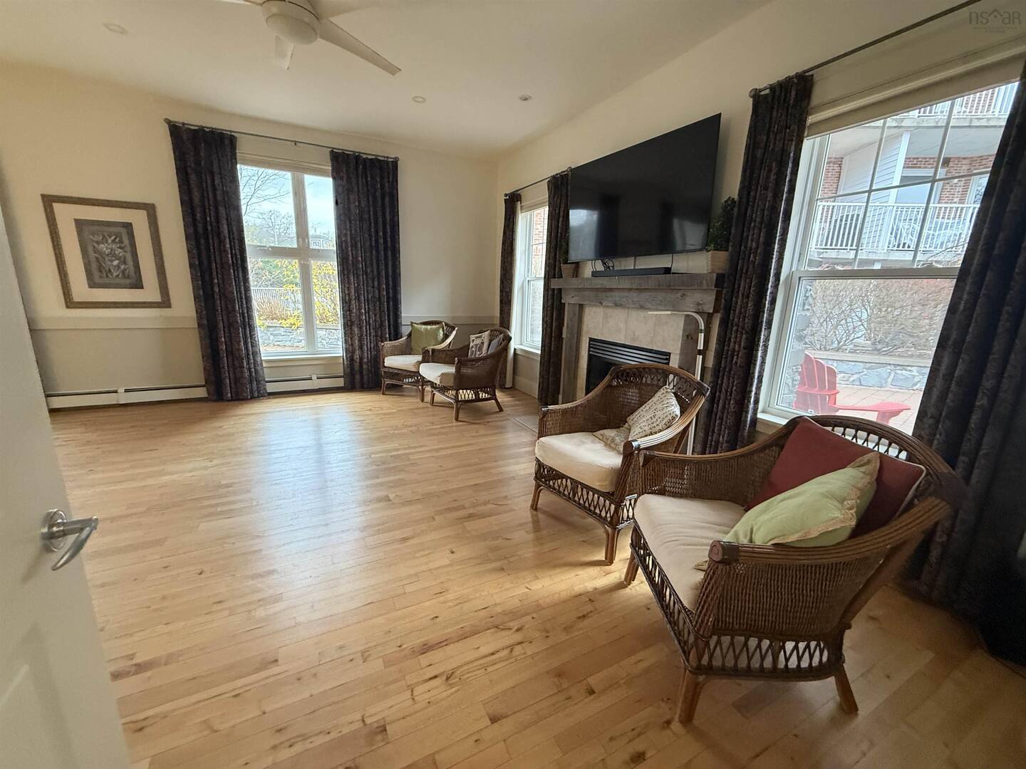 404 99 Waterfront Dr Bedford, NS B4A4K5