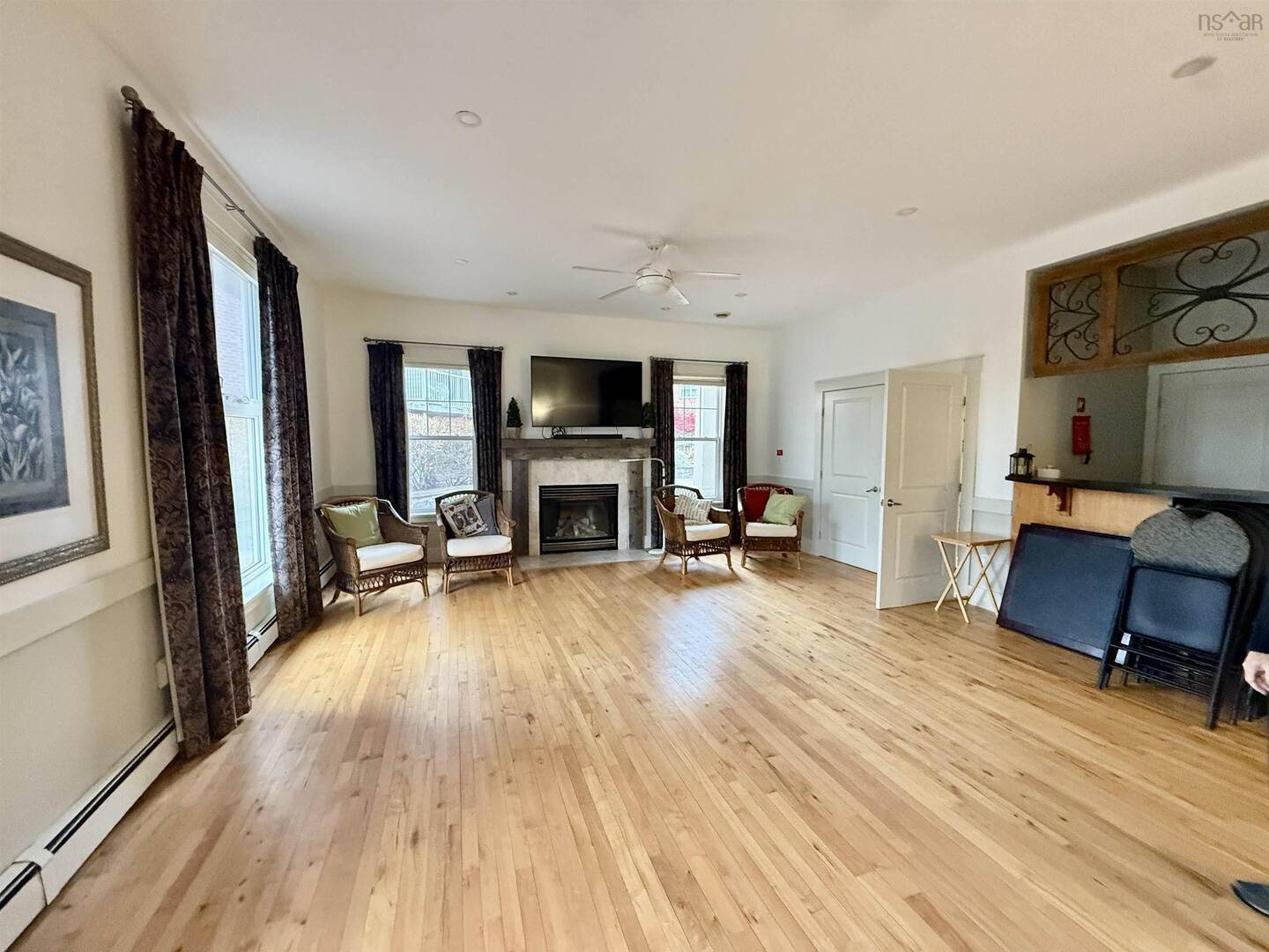 404 99 Waterfront Dr Bedford, NS B4A4K5