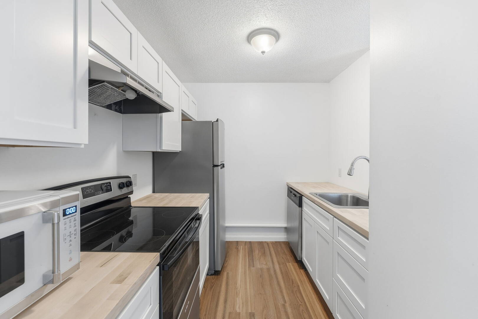 Unit D3 11 Apache Dr  Westerly, RI 02891