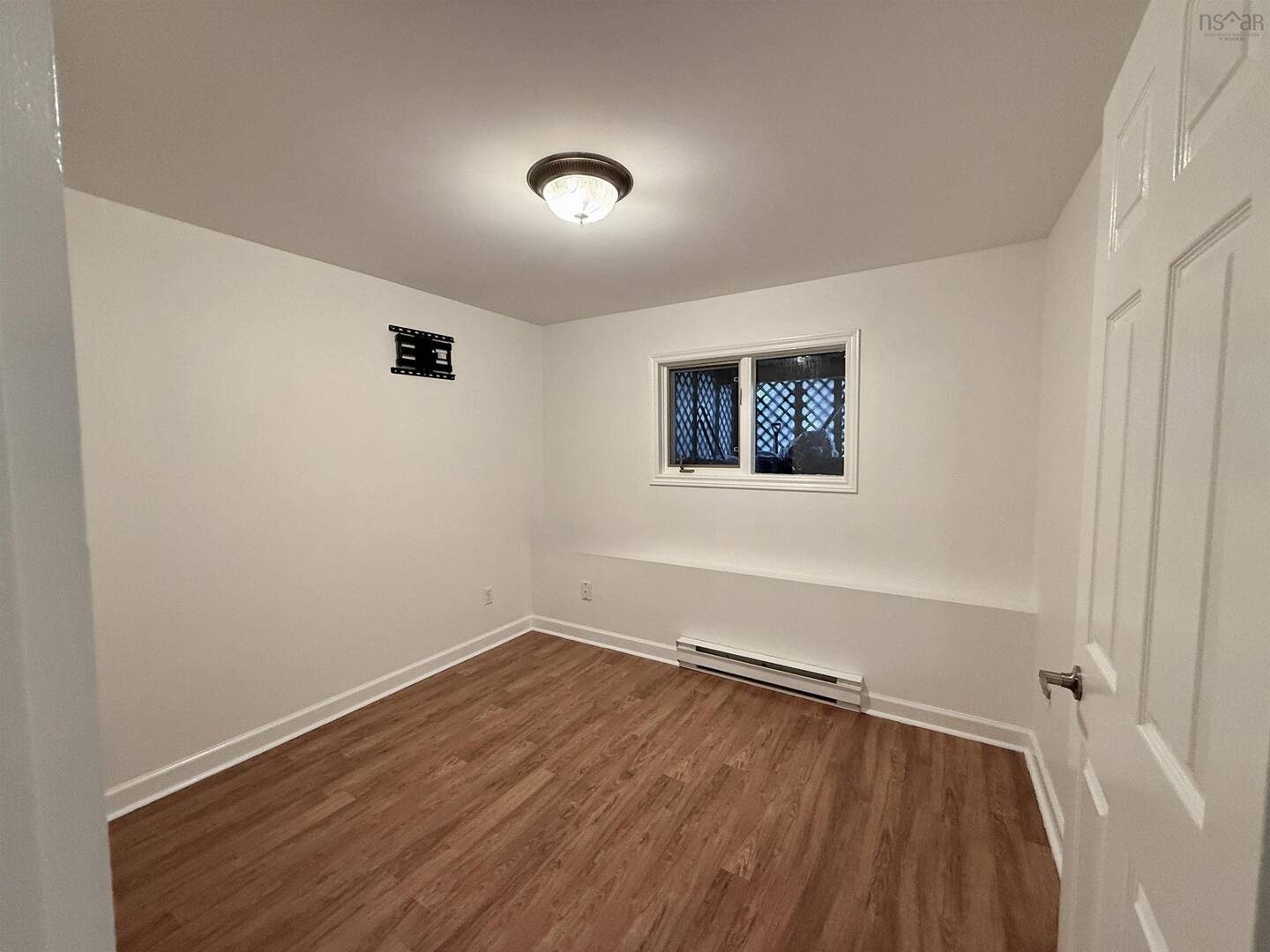 16 Mathers Timberlea, NS B3T1A4