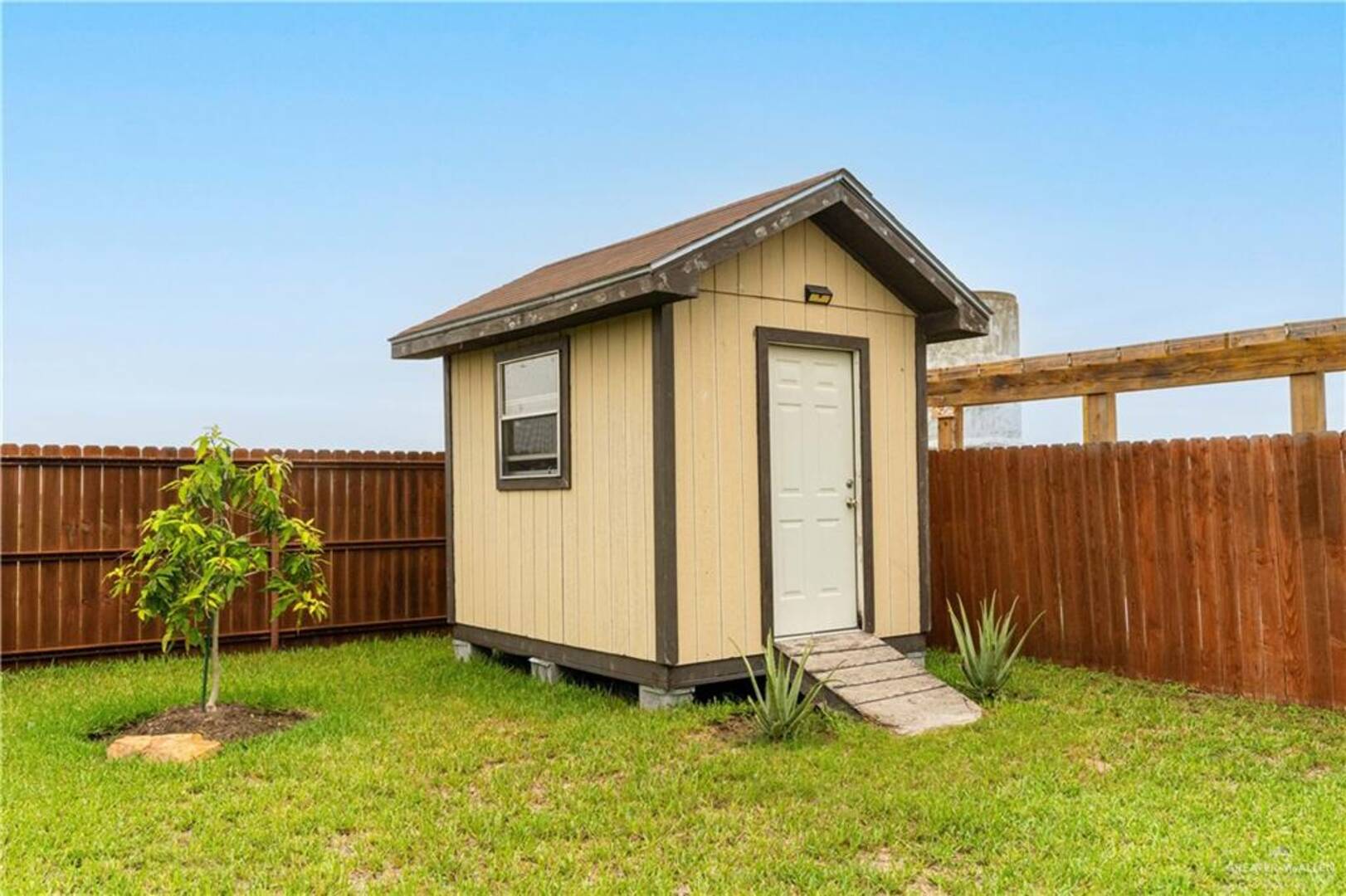 3902 Sherman St Edinburg, TX 78542