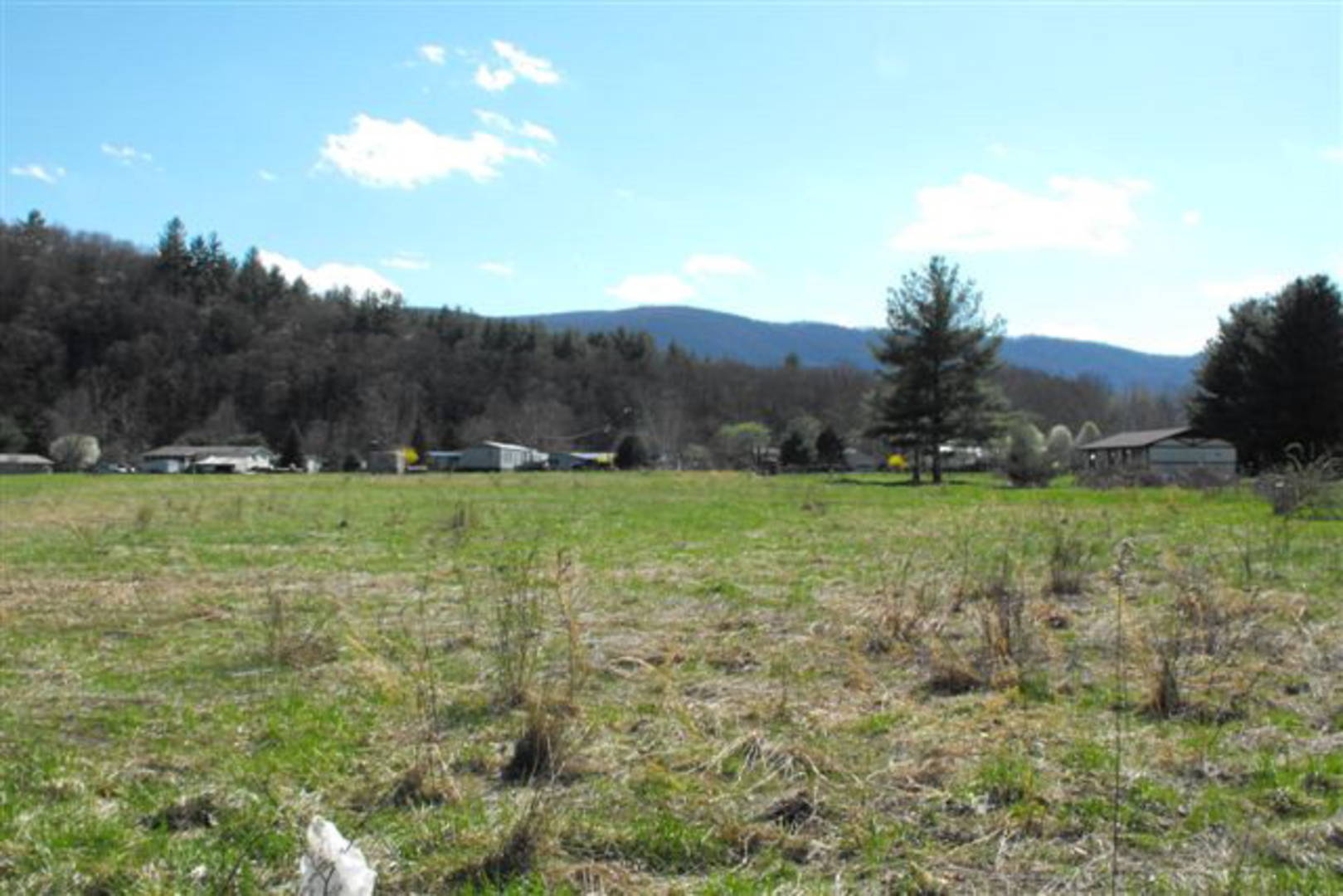 Brivity TBD Fruitwood Bastian, VA 24314 Virtual Tour