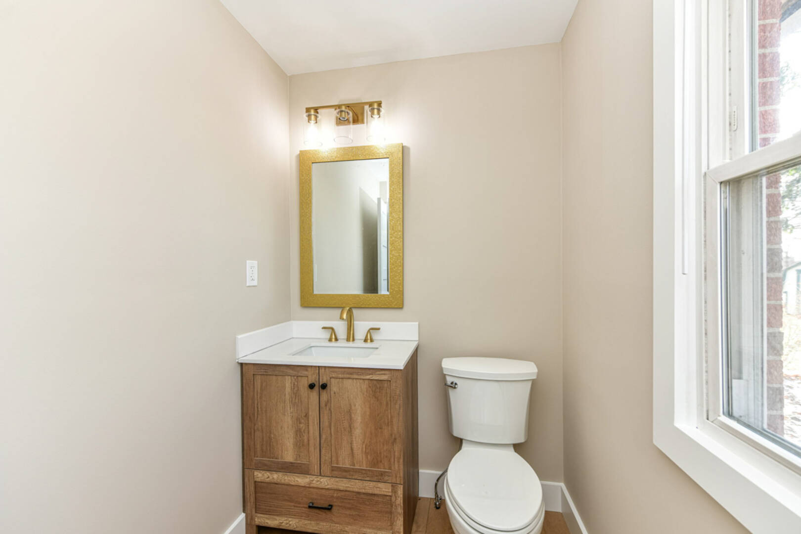 10640 Penn Dr., Carmel, IN 46280