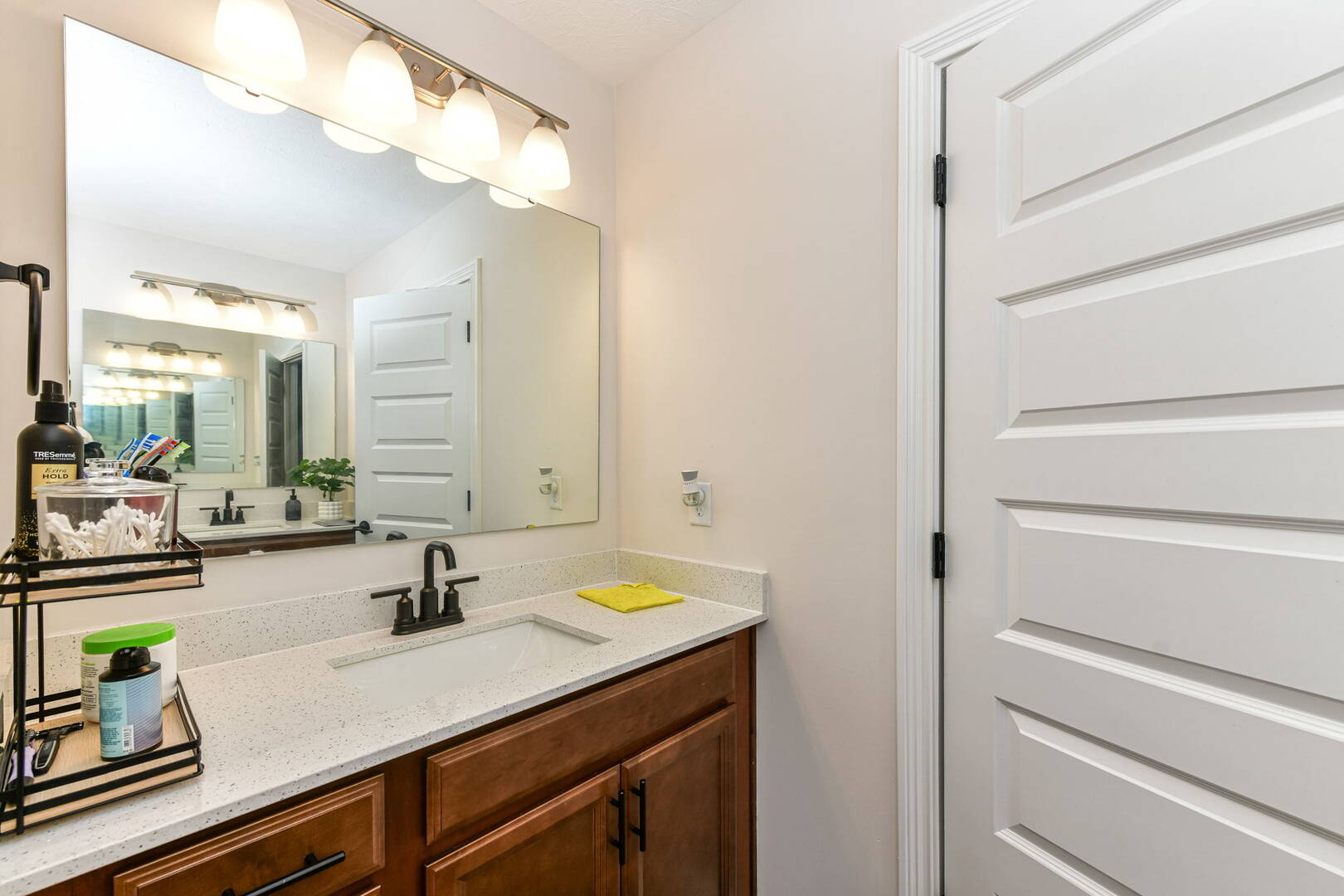 10545 Oak Bend Blvd Indpls, IN 46239