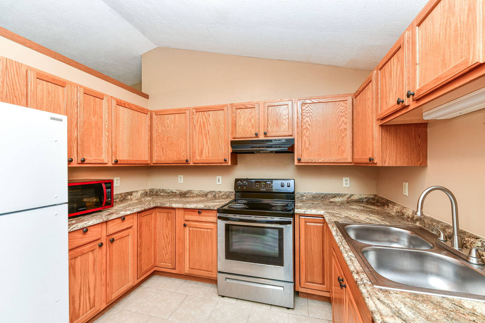 953 W. 25th St., Indpls, IN 46208